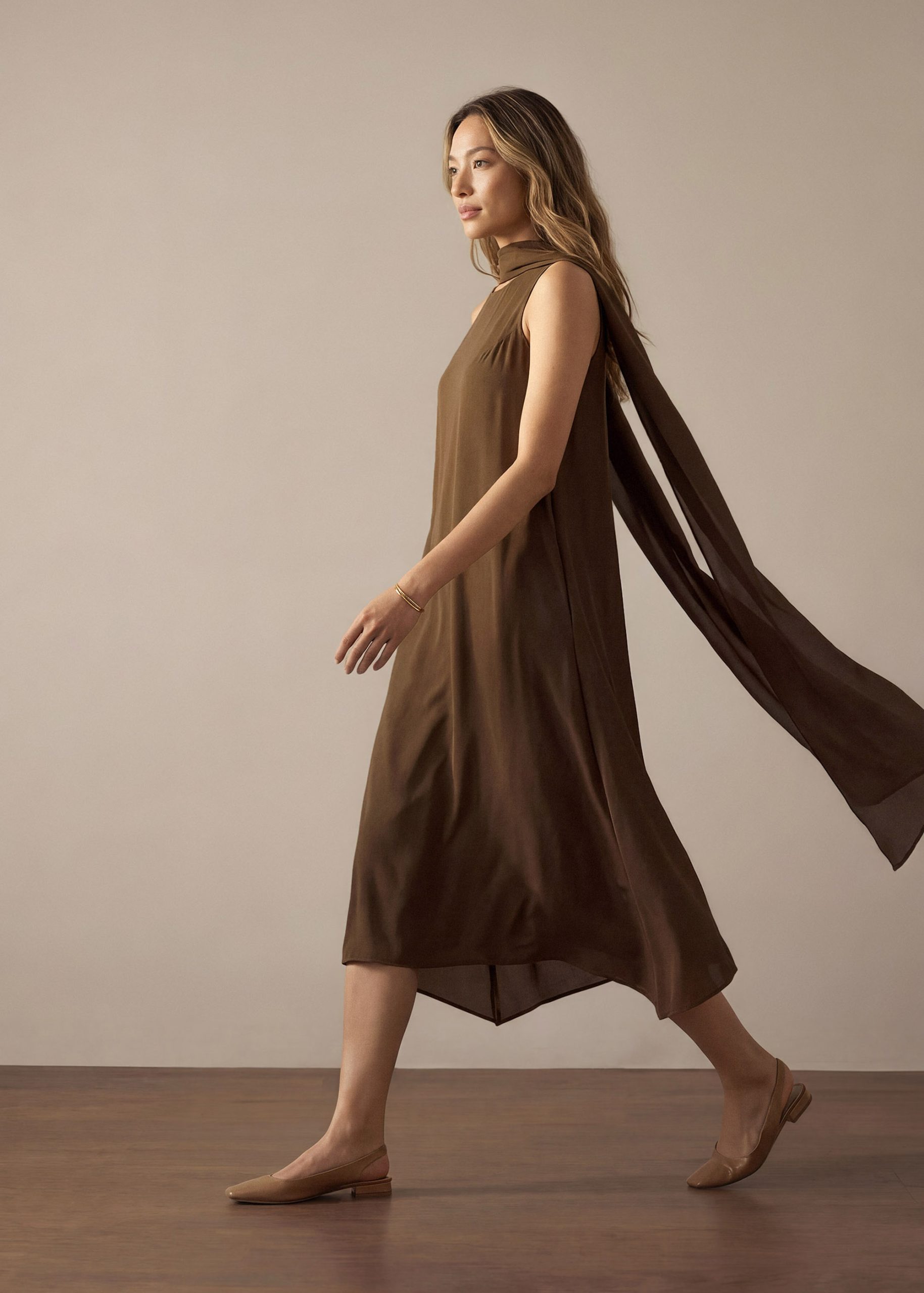 Suzanne Multi-way Detachable Shawl Column Midaxi Dress - Image 10