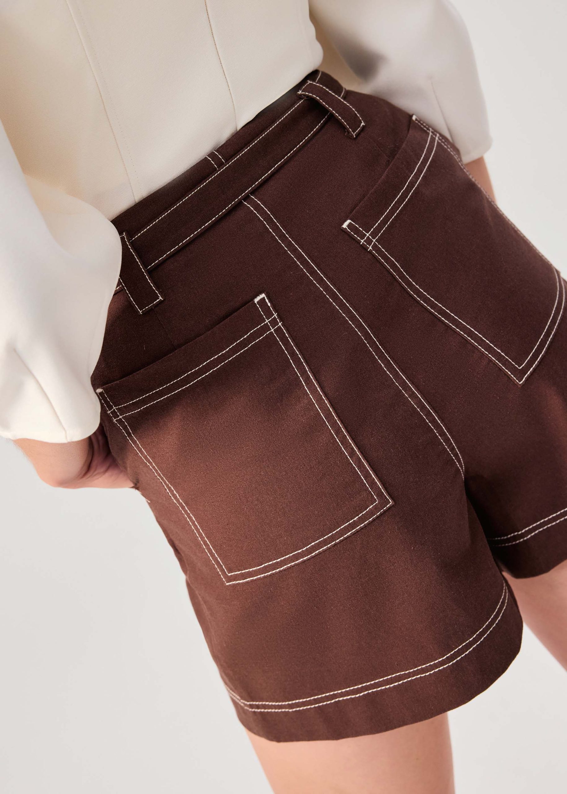 Belted Contrast Stitch High Waist Shorts - Image 25
