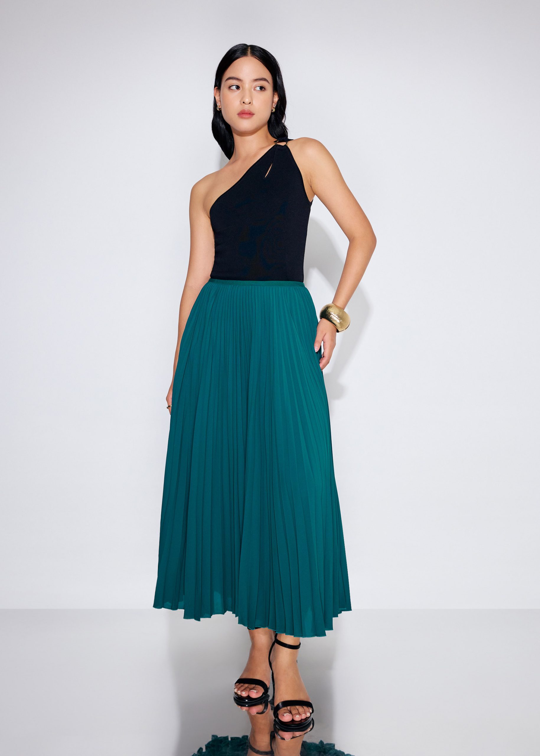 Wei Elastic Sunray Pleated Midaxi Skirt - Image 29