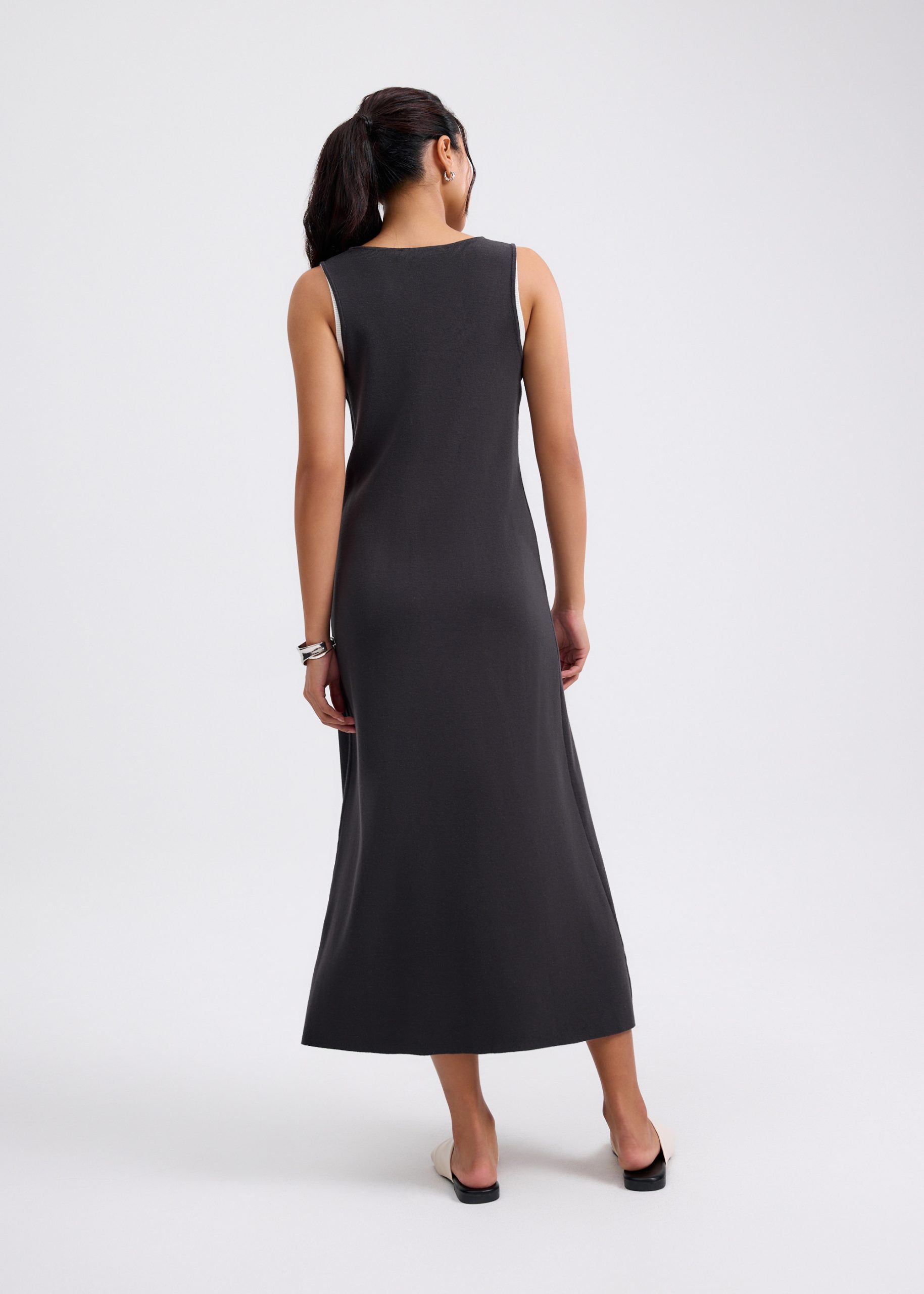 Layered Knit Scoop Neck A-line Midaxi Dress - Image 9