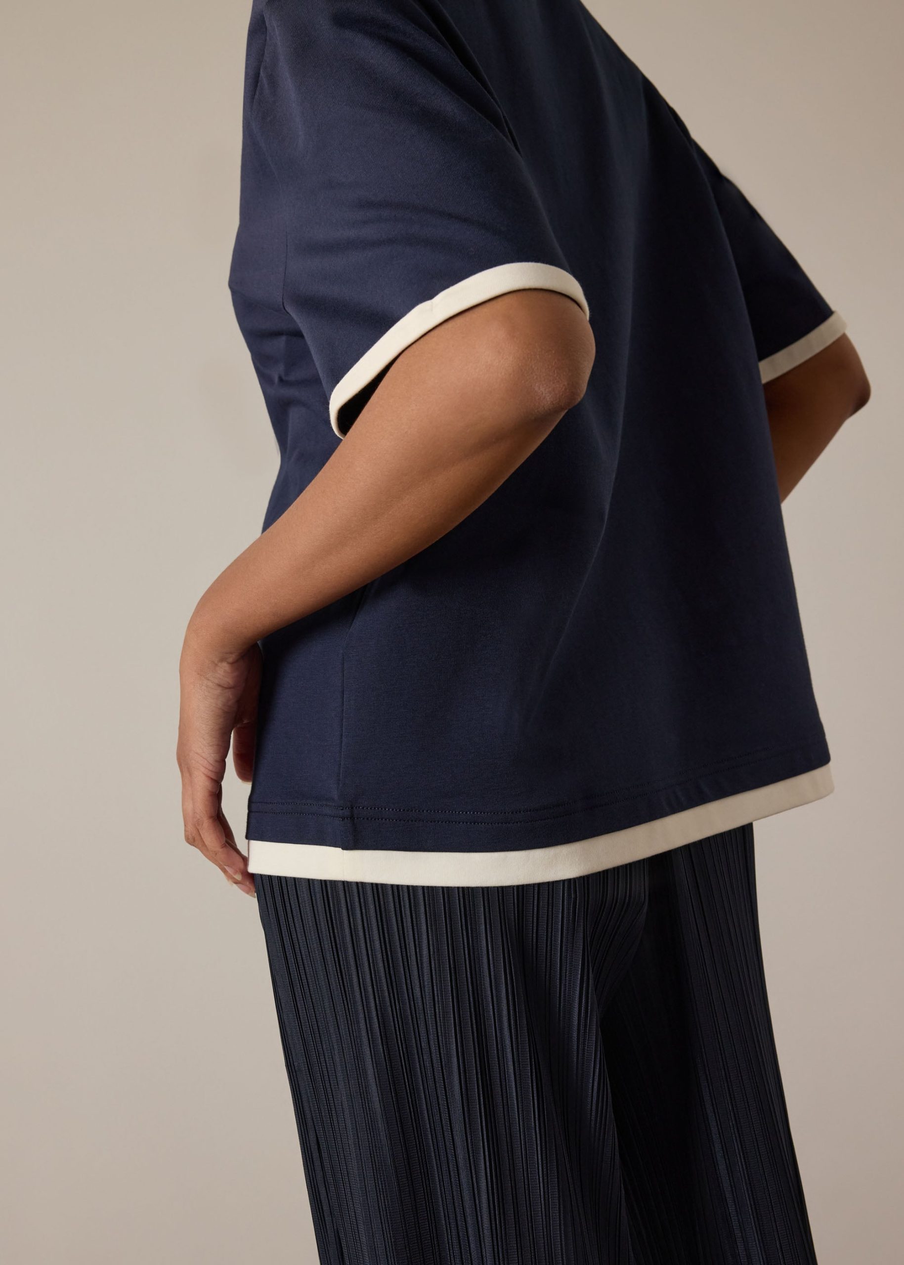 Jersey Relaxed Long Tee - Image 4