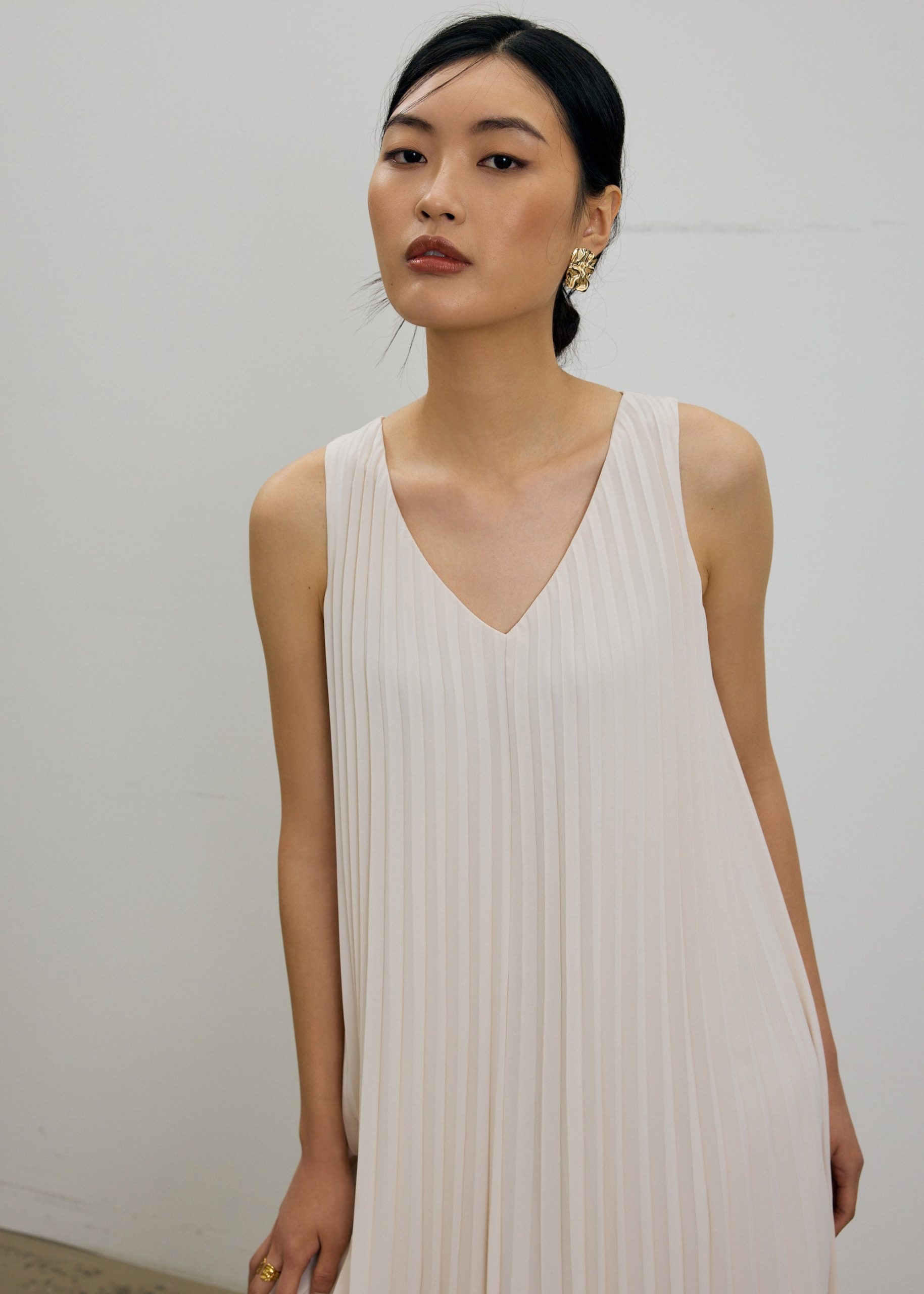 Willa Reversible Sunray Pleated Midaxi Dress - Image 14