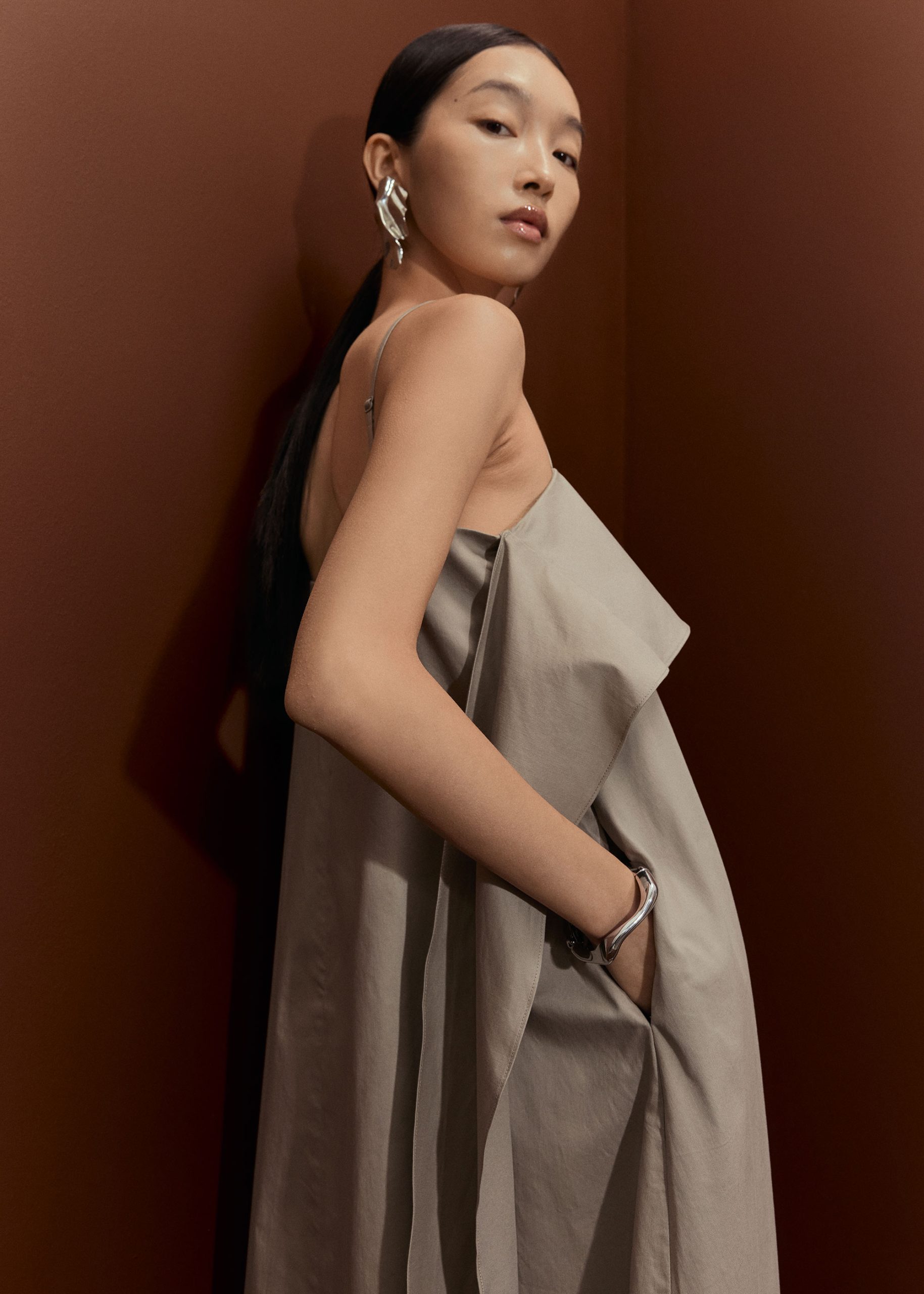 Ruffle Overlay Midi Dress - Image 12