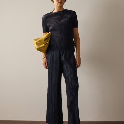 Leggy??Liv Elastic Plisse Straight Leg Pants