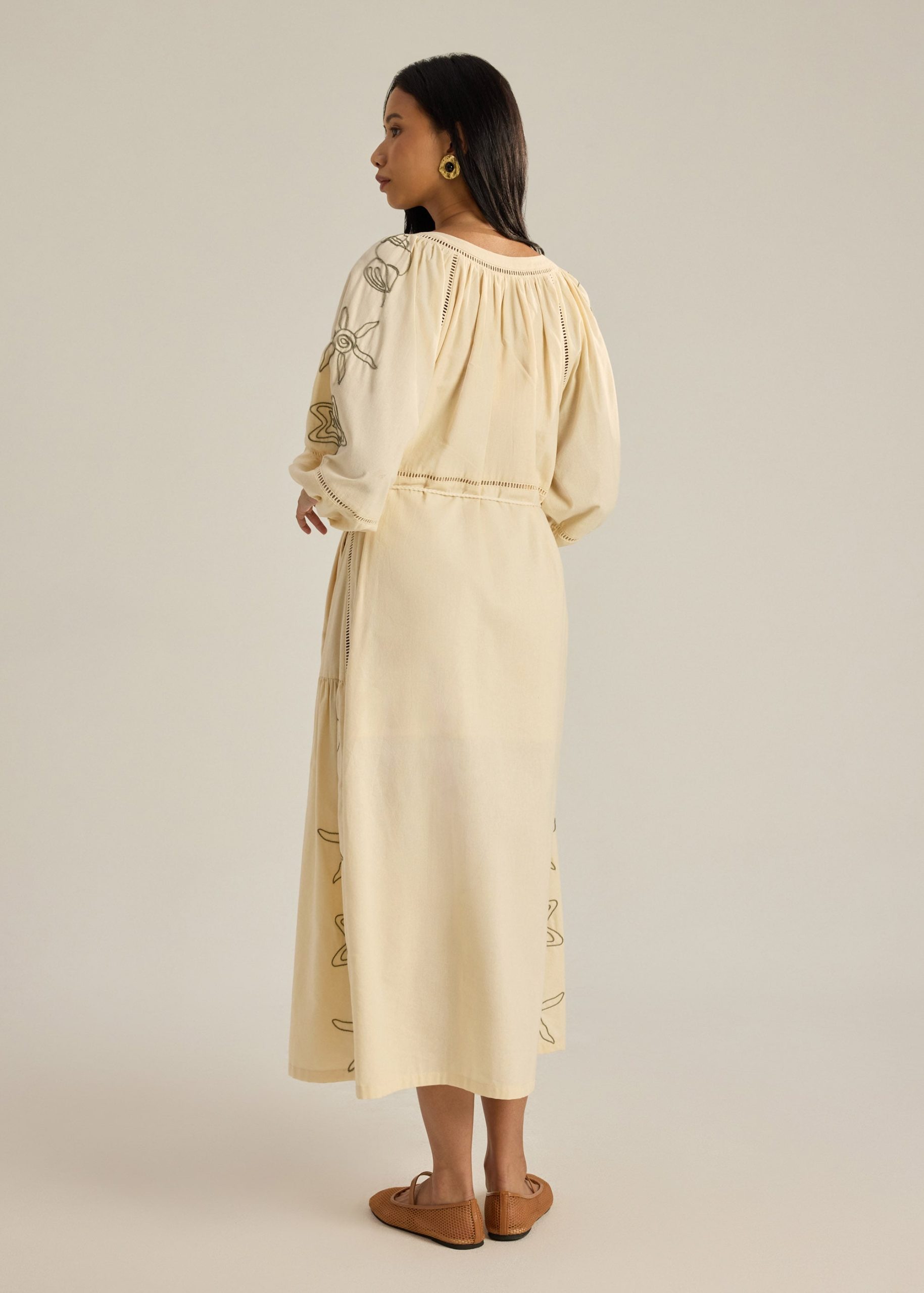 Cotton Trapeze Dress With Sash in Coastal Charm Embroidery - Image 7
