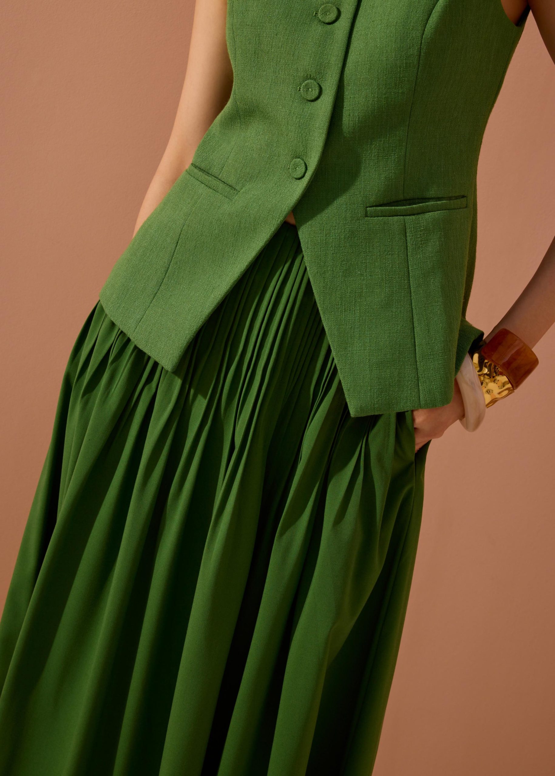 Kate High Waist Pintuck Flare Maxi Skirt - Image 12