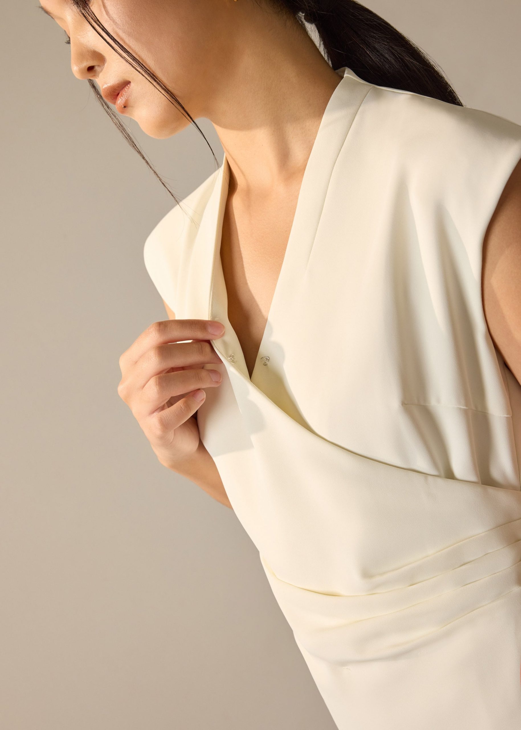 Surisa Shoulder Padded Crepe Drape A-line Mini Dress - Image 9