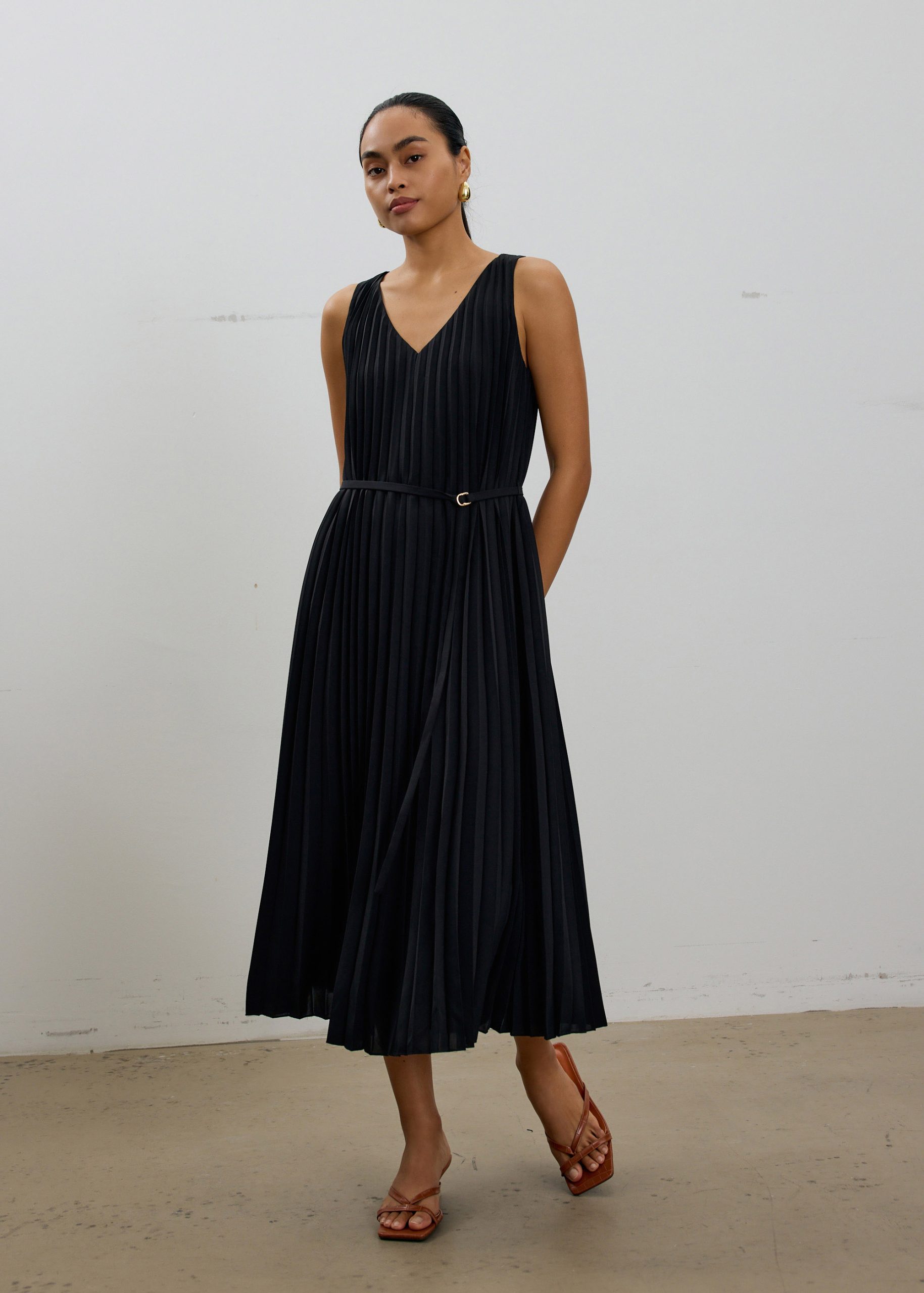Willa Reversible Sunray Pleated Midaxi Dress - Image 2