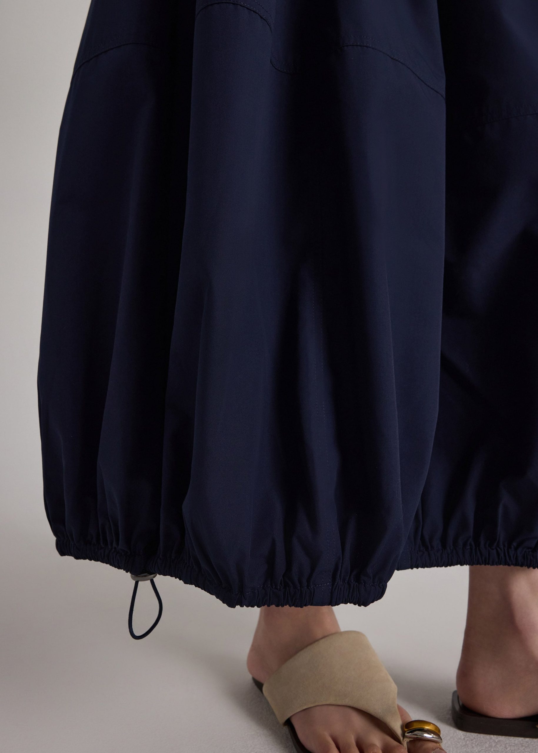 Toggle Hem Cocoon Skirt - Image 7