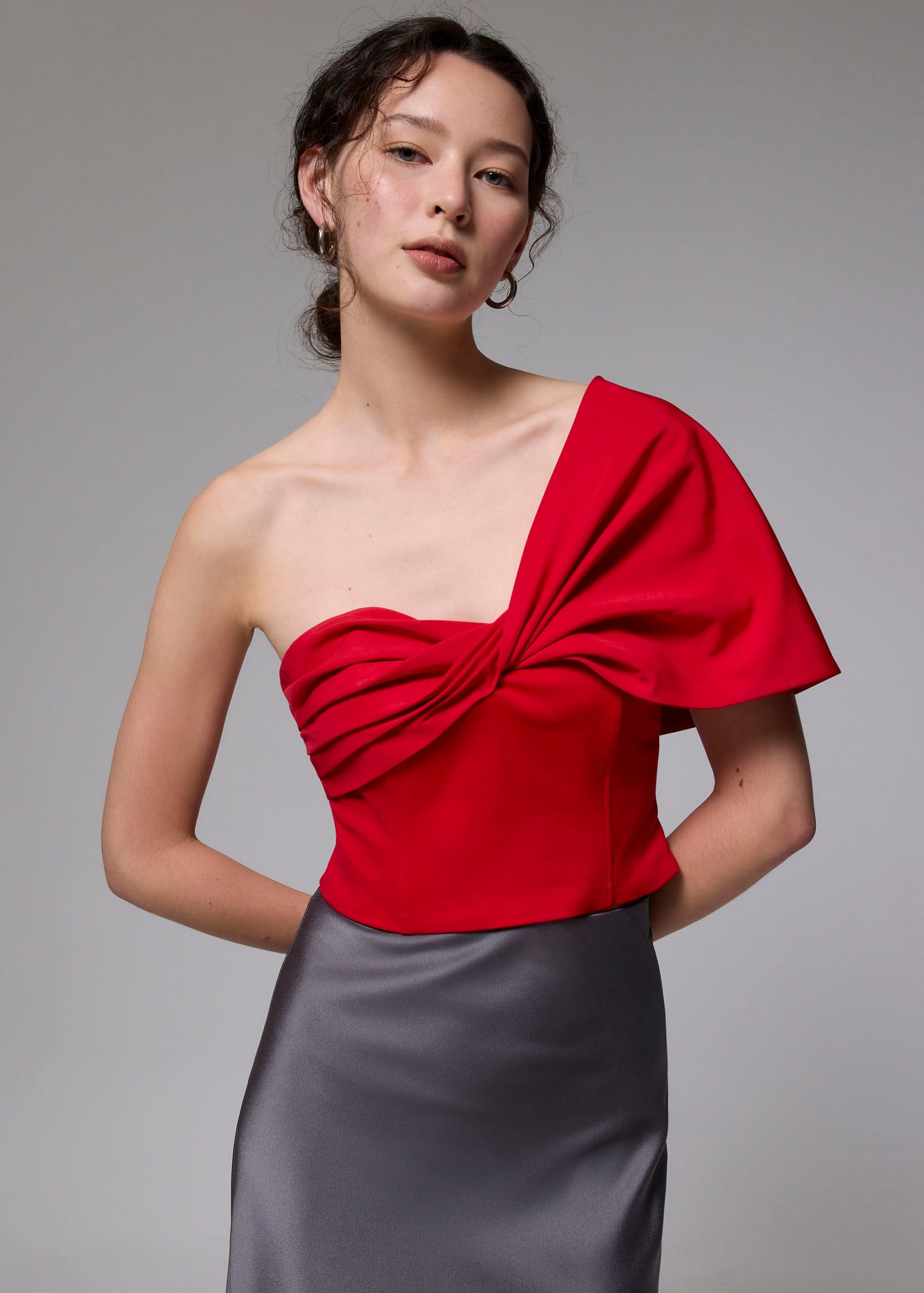 BraFree by LB Asymmetric Front Twist Top - Image 7