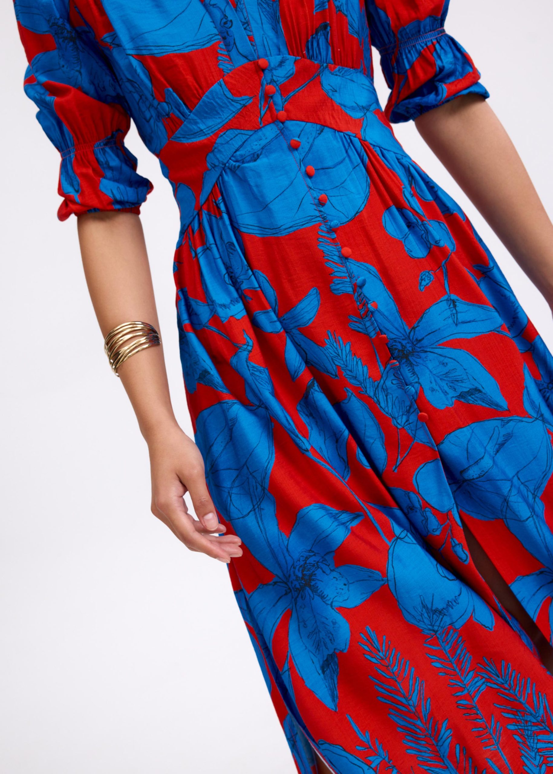 V-neck Puff Sleeve Fit & Flare Midaxi Dress in Garden City Blooms - Image 12