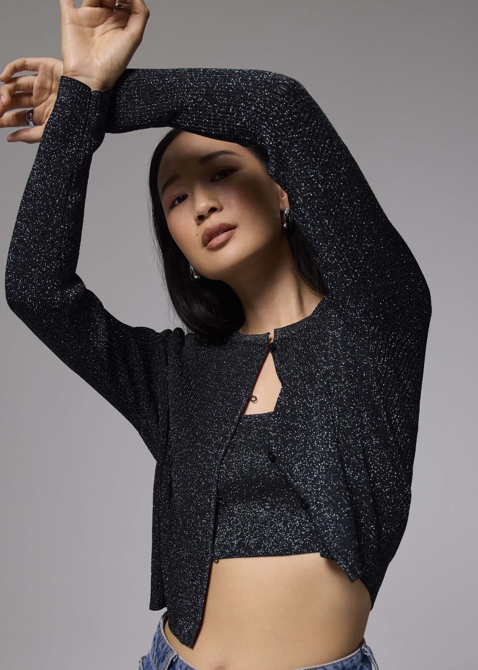 Crop Round Neck Knit Cardigan - Image 4