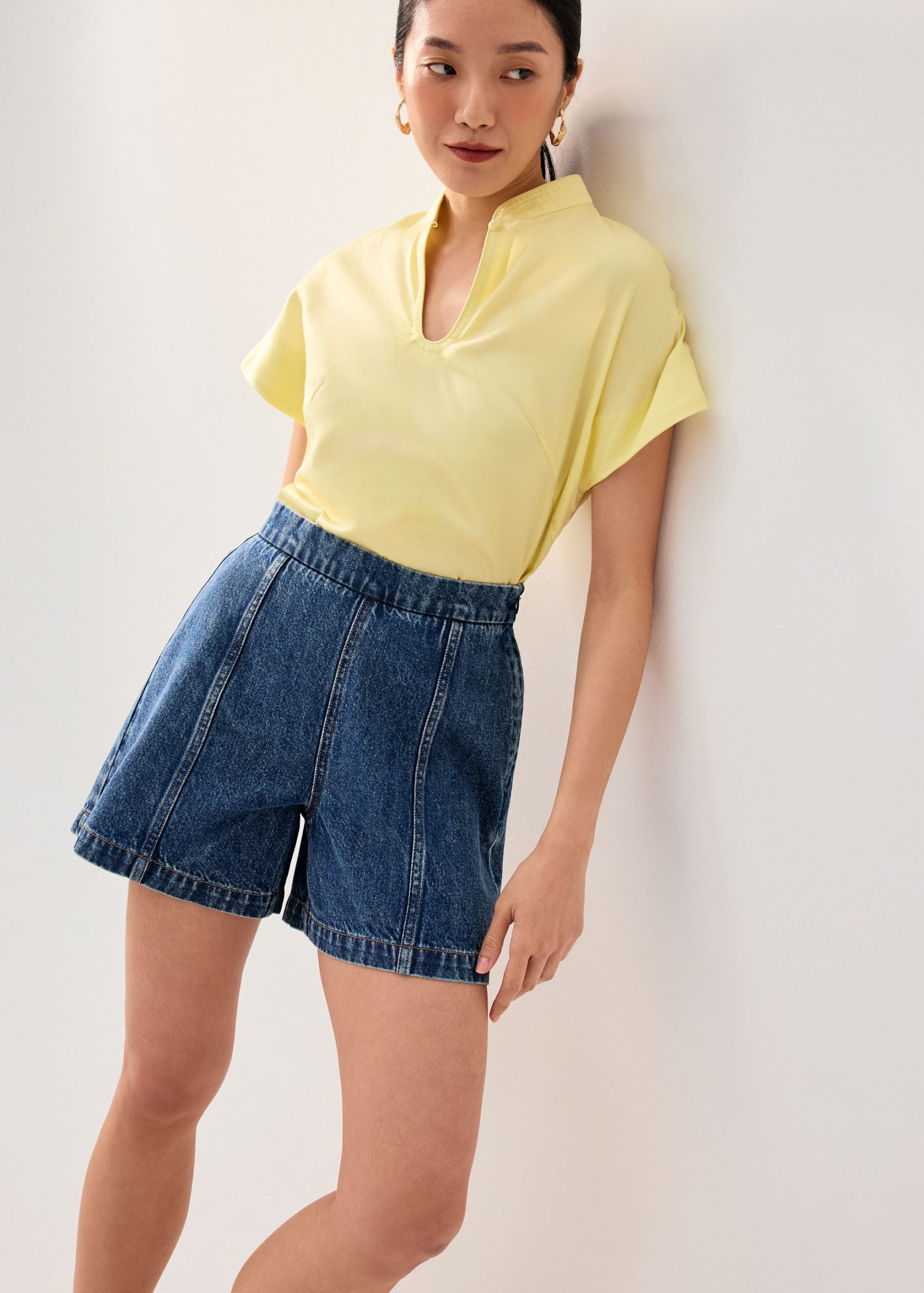 Elastic Denim Mid Waist A-line Shorts