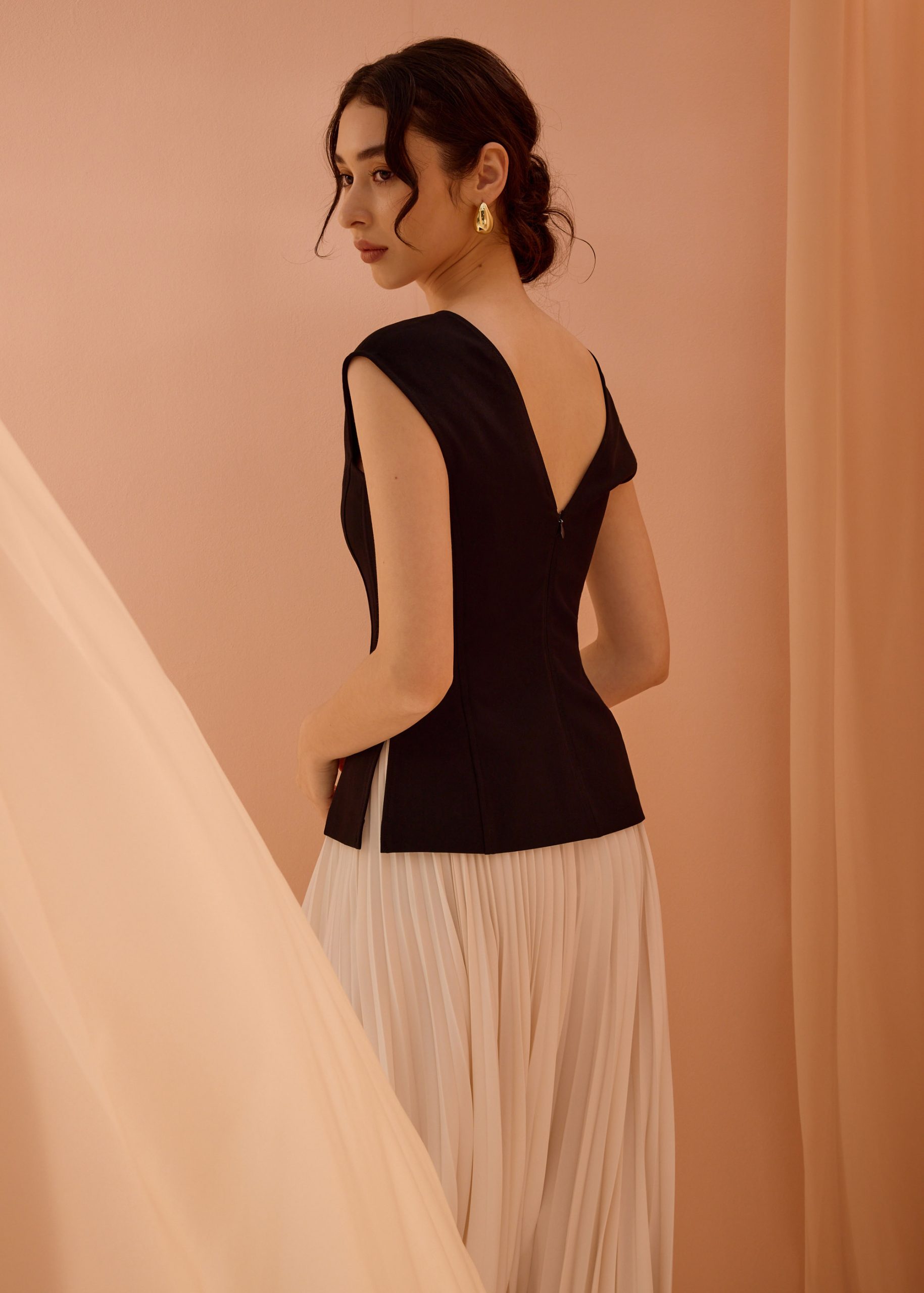 Sofi V-neck Top - Image 7