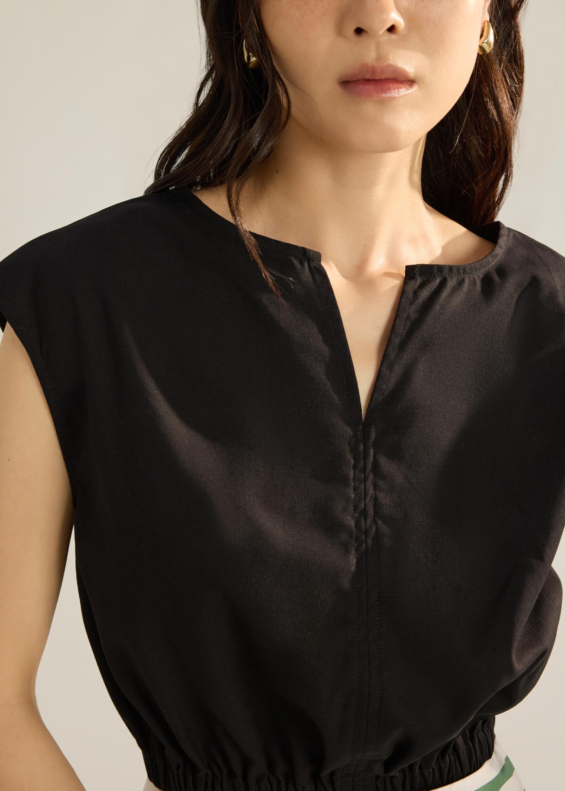 Vanny Crop Top - Image 4