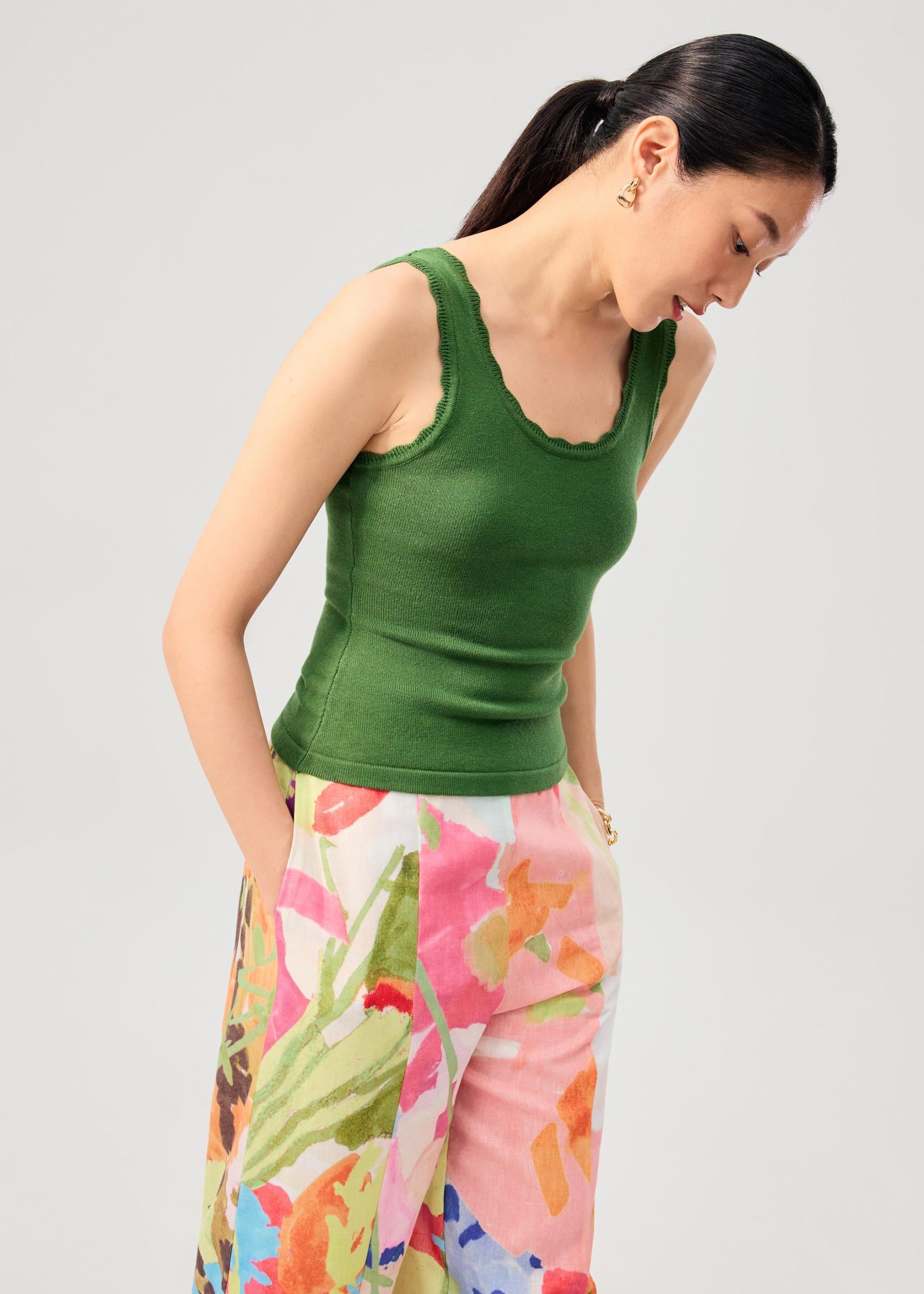 Rue Knit Scoop Neck Scallop Edge Tank Top - Image 19