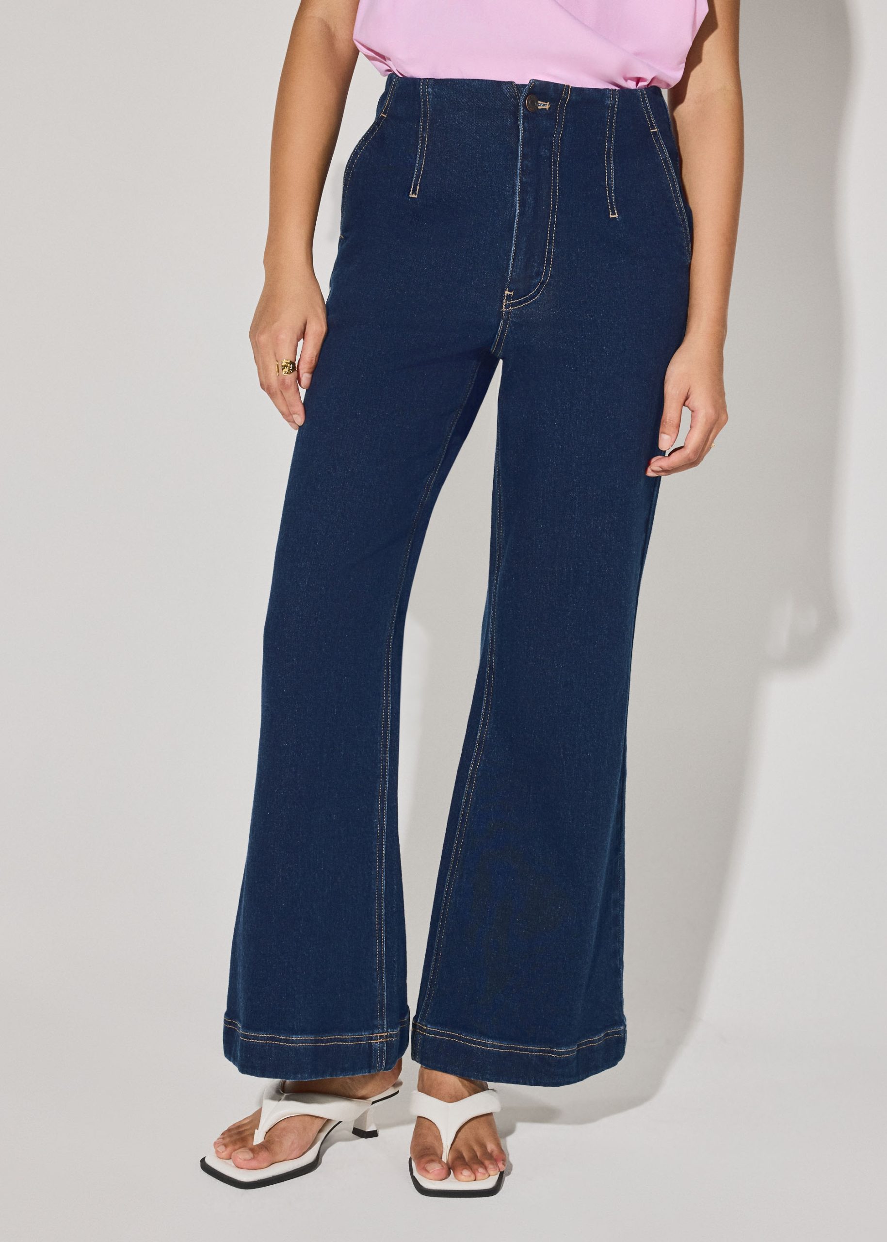 Leggy??Tricia Denim High Waist Kick Flare Jeans - Image 3