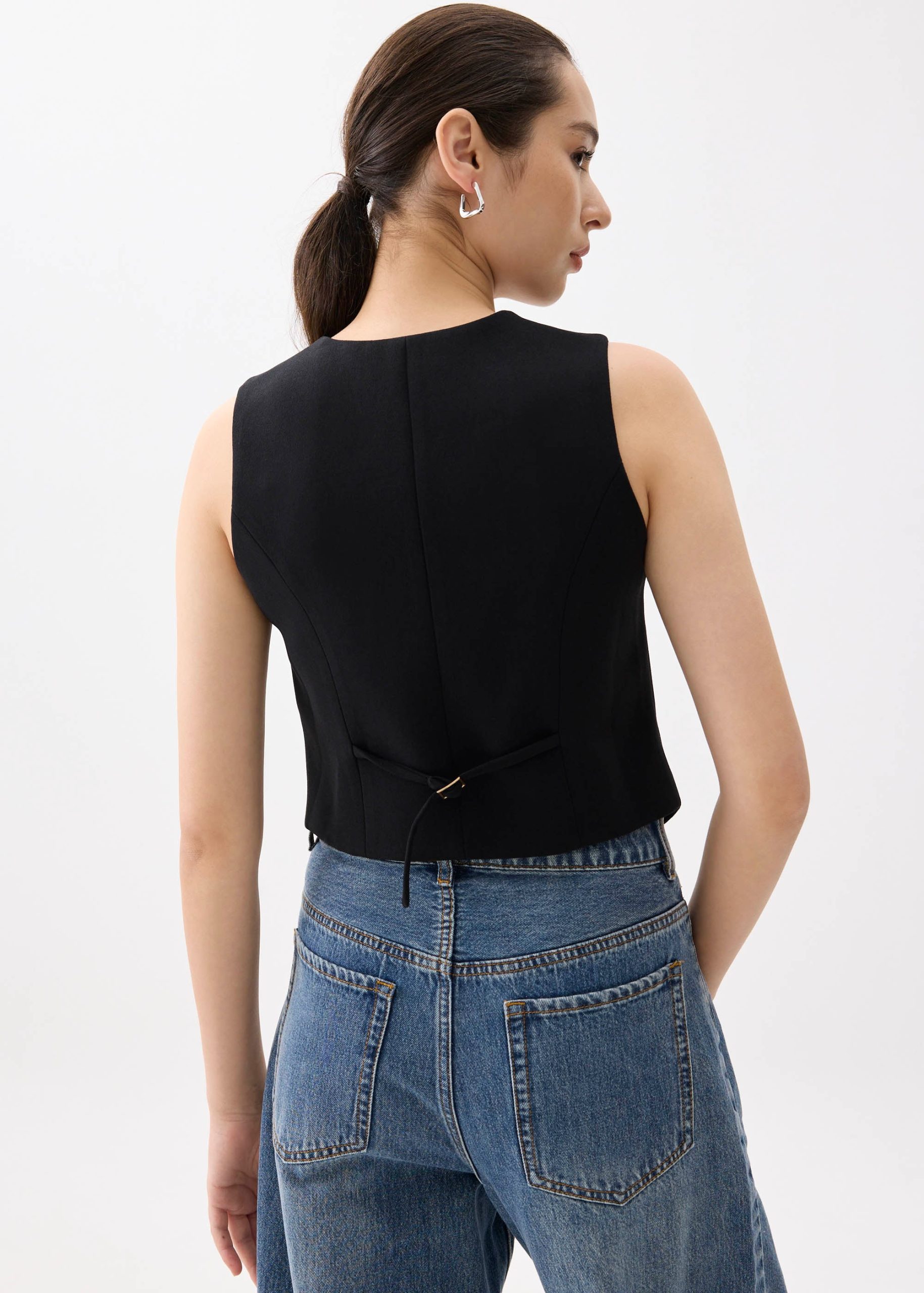 Yuna Relaxed V-neck Vest - Image 6