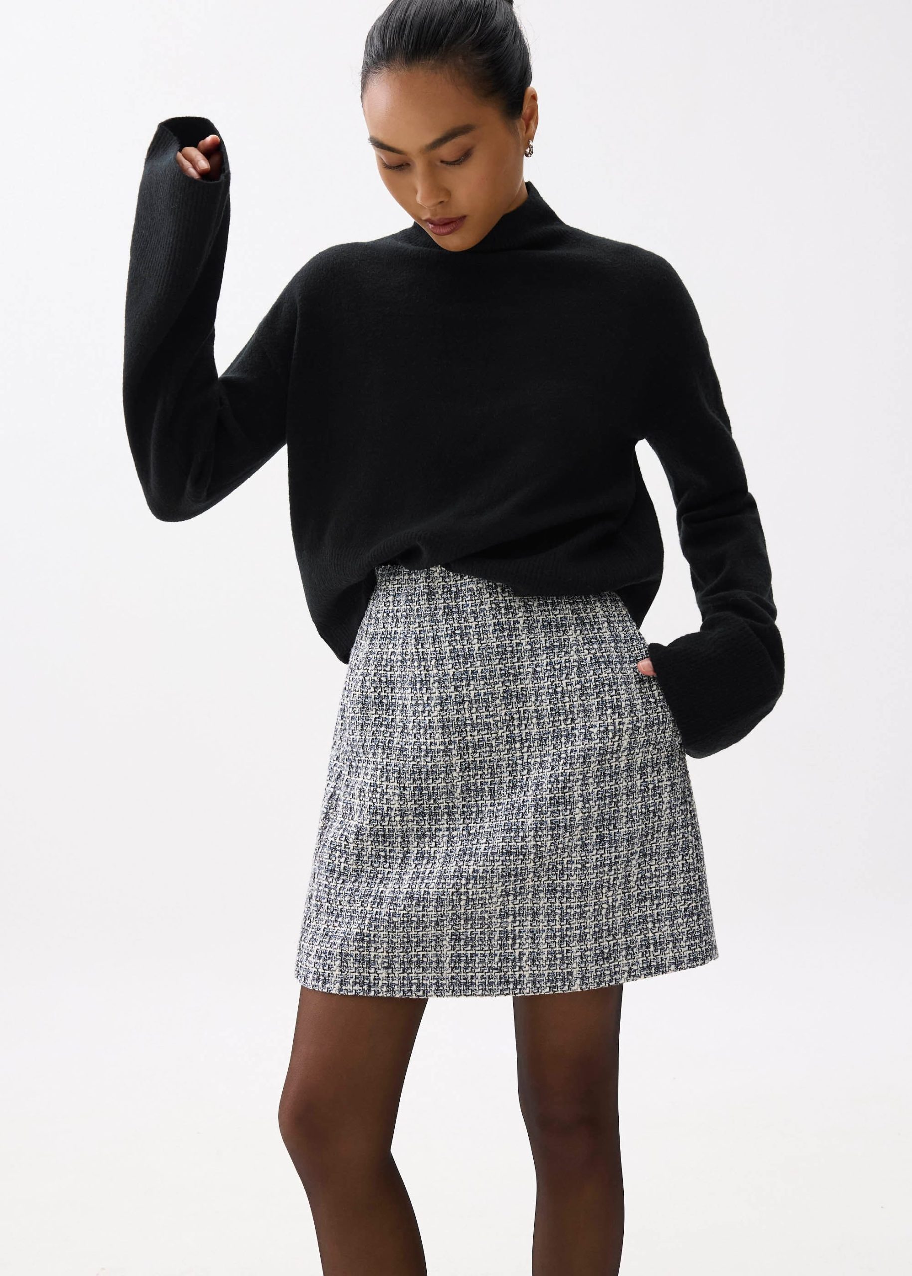 Kaori Elastic Tweed Mini Skirt