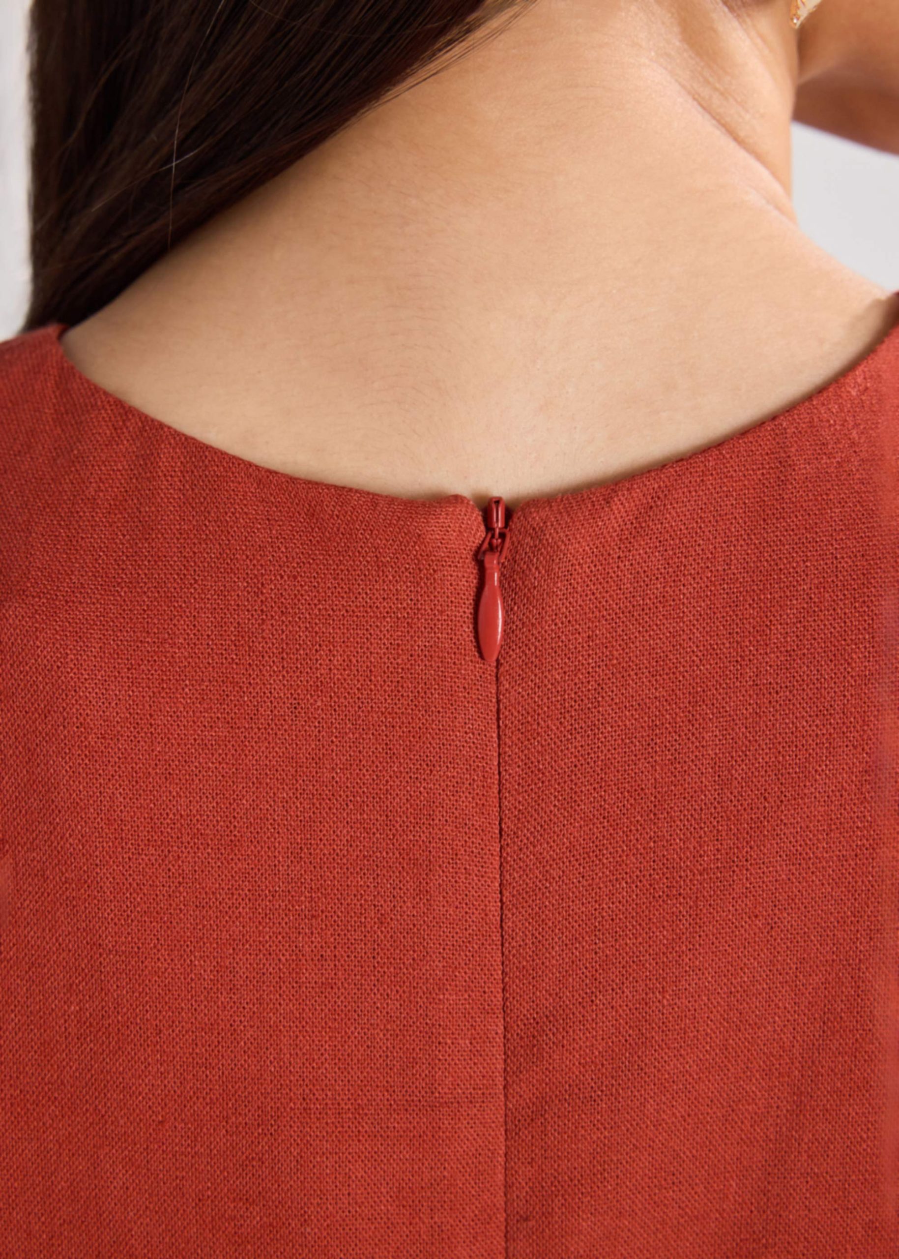 Round Neck Shift Dress - Image 13
