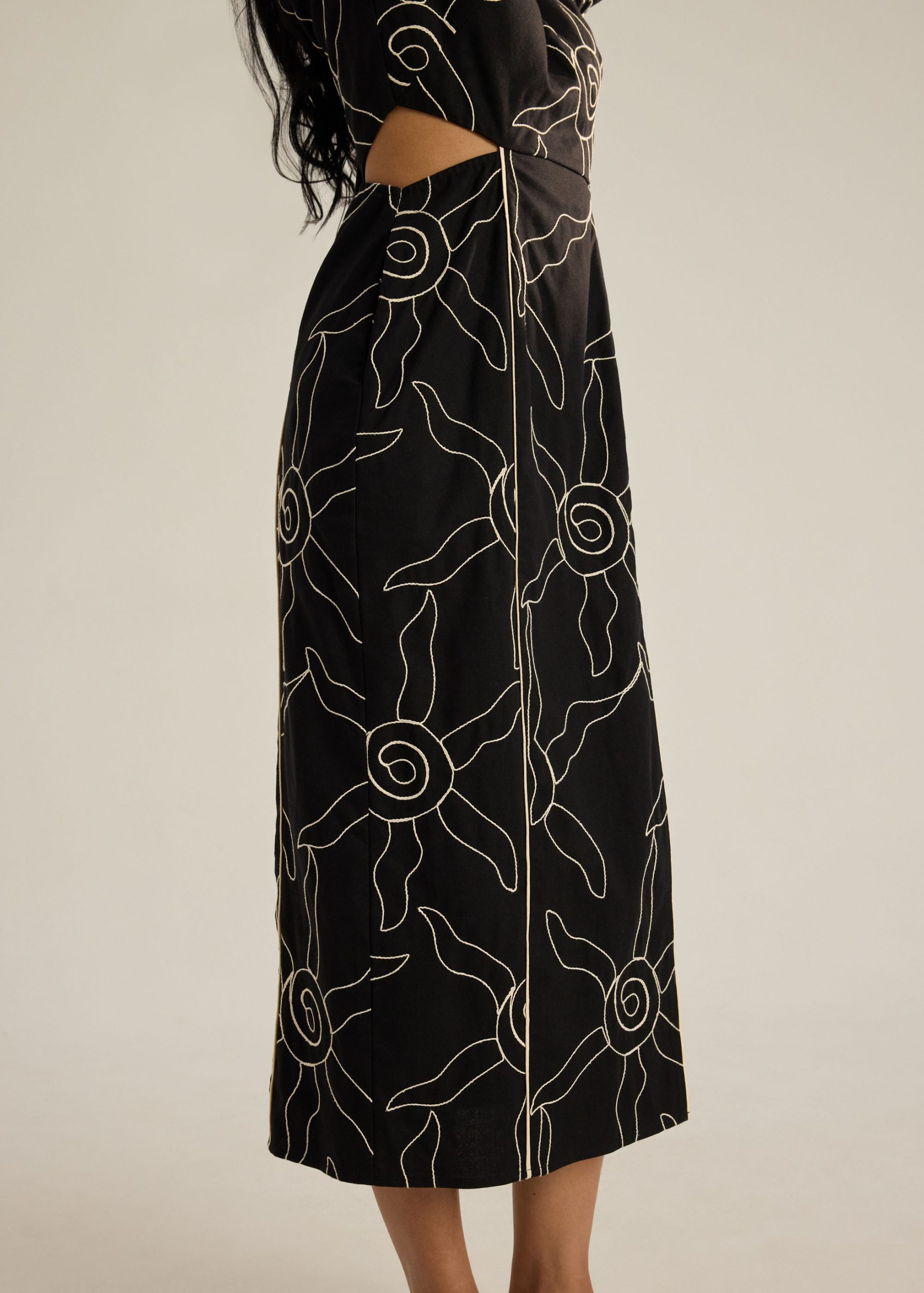 BraFree by LB Cut Out Dress in Coastal Charm Embroidery - Image 3
