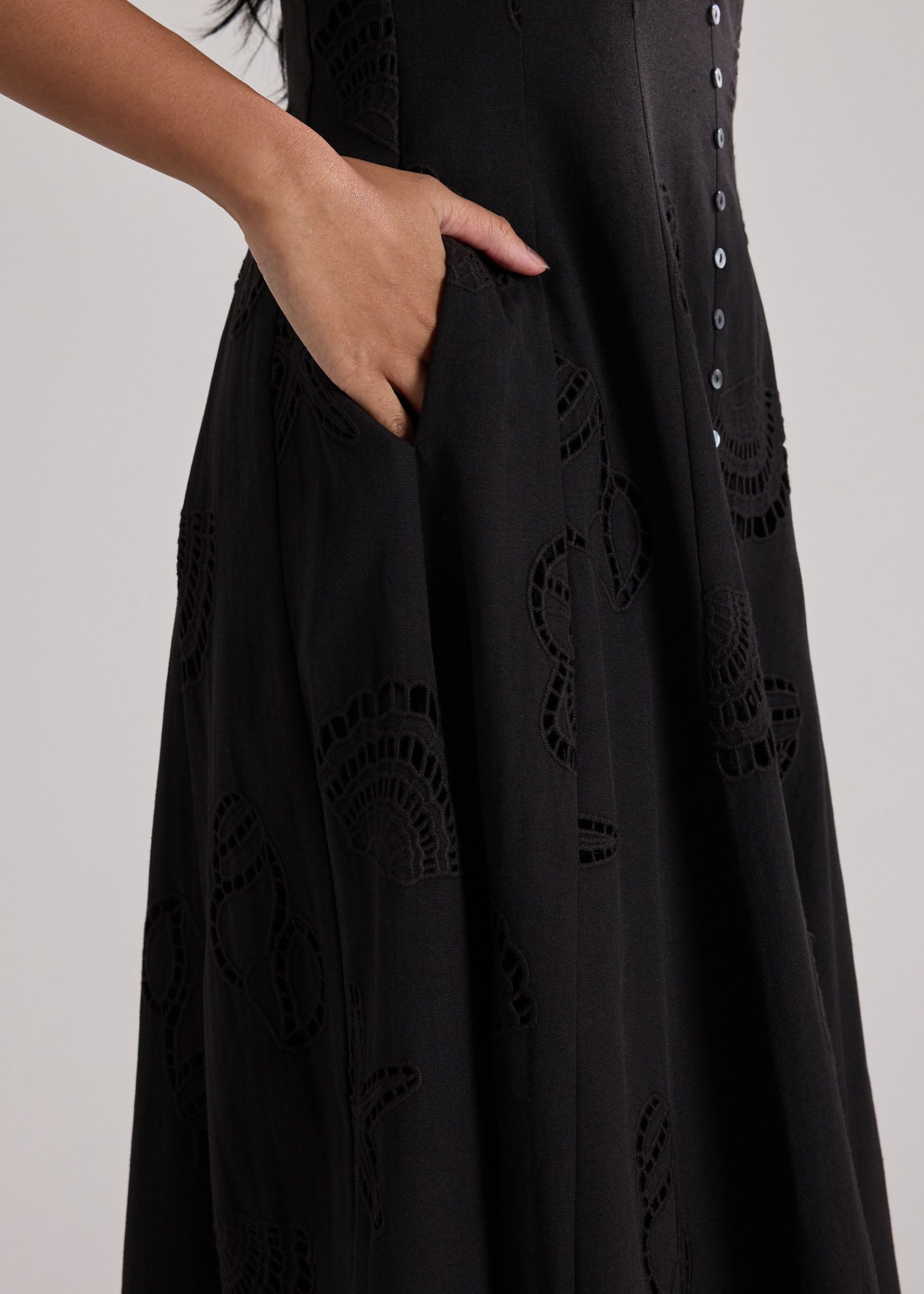 BraFree by LB Sweetheart Dress in Tidal Escape Broderie - Image 4