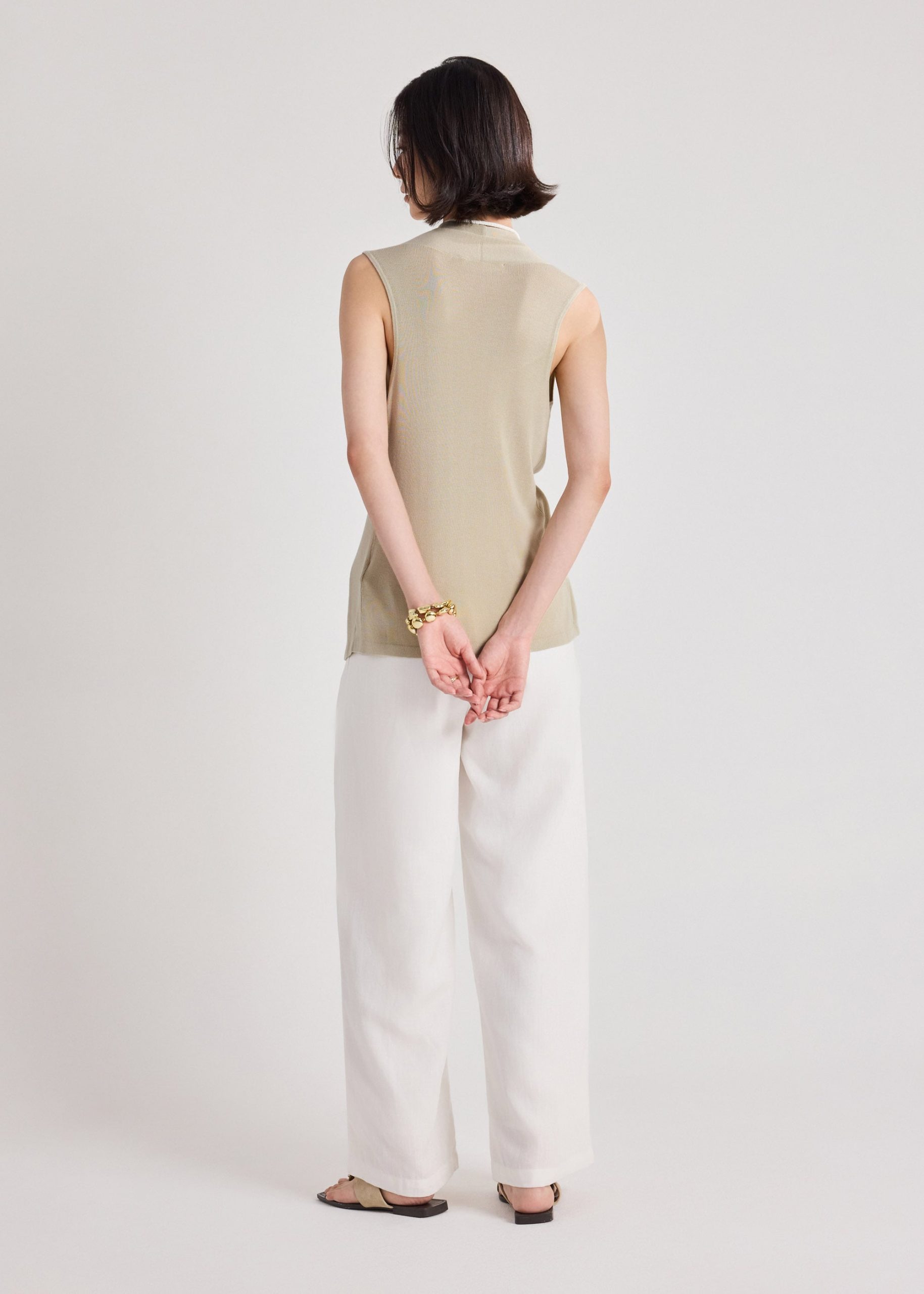 Chuan Soft Knit Long Vest - Image 9