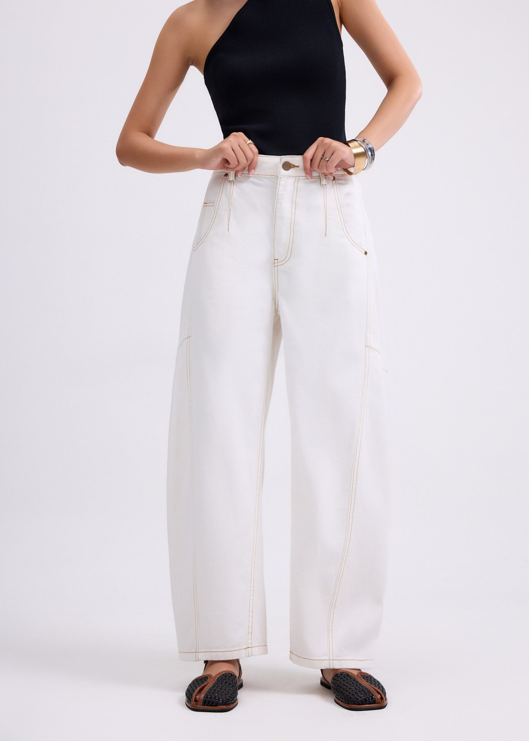 Vic Barrel Jeans - Image 5