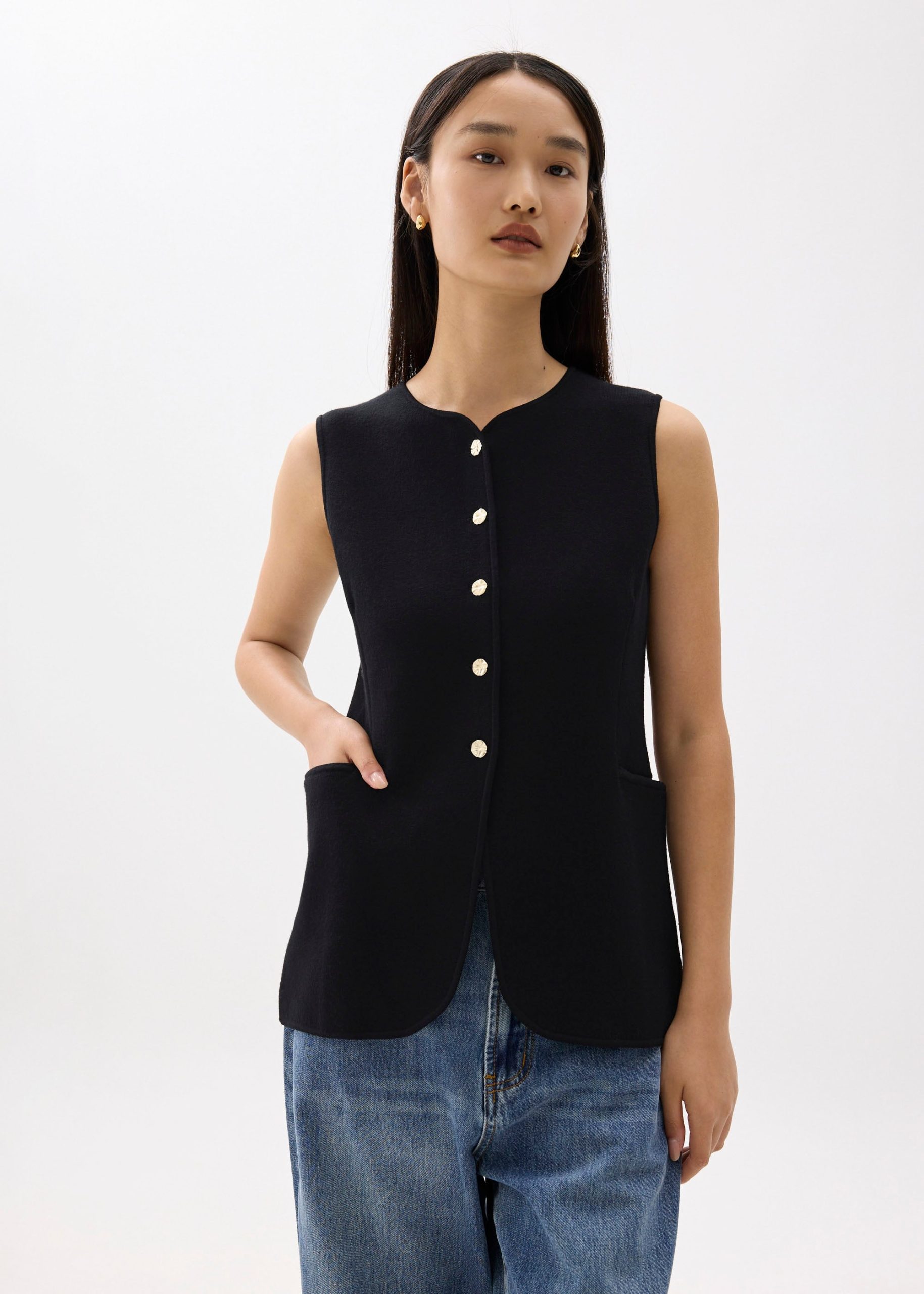 Yui Tailored Long Knit Vest - Image 5
