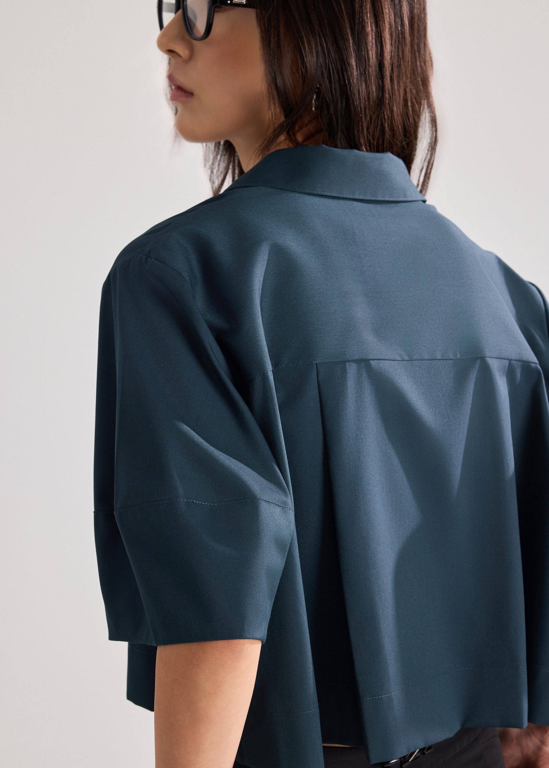 Cocoon Sleeve Crop Shirt - Image 15