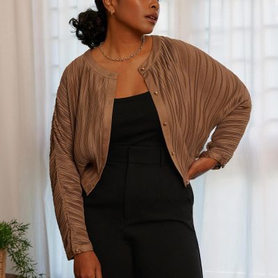 Relaxed Plisse Crop Jacket