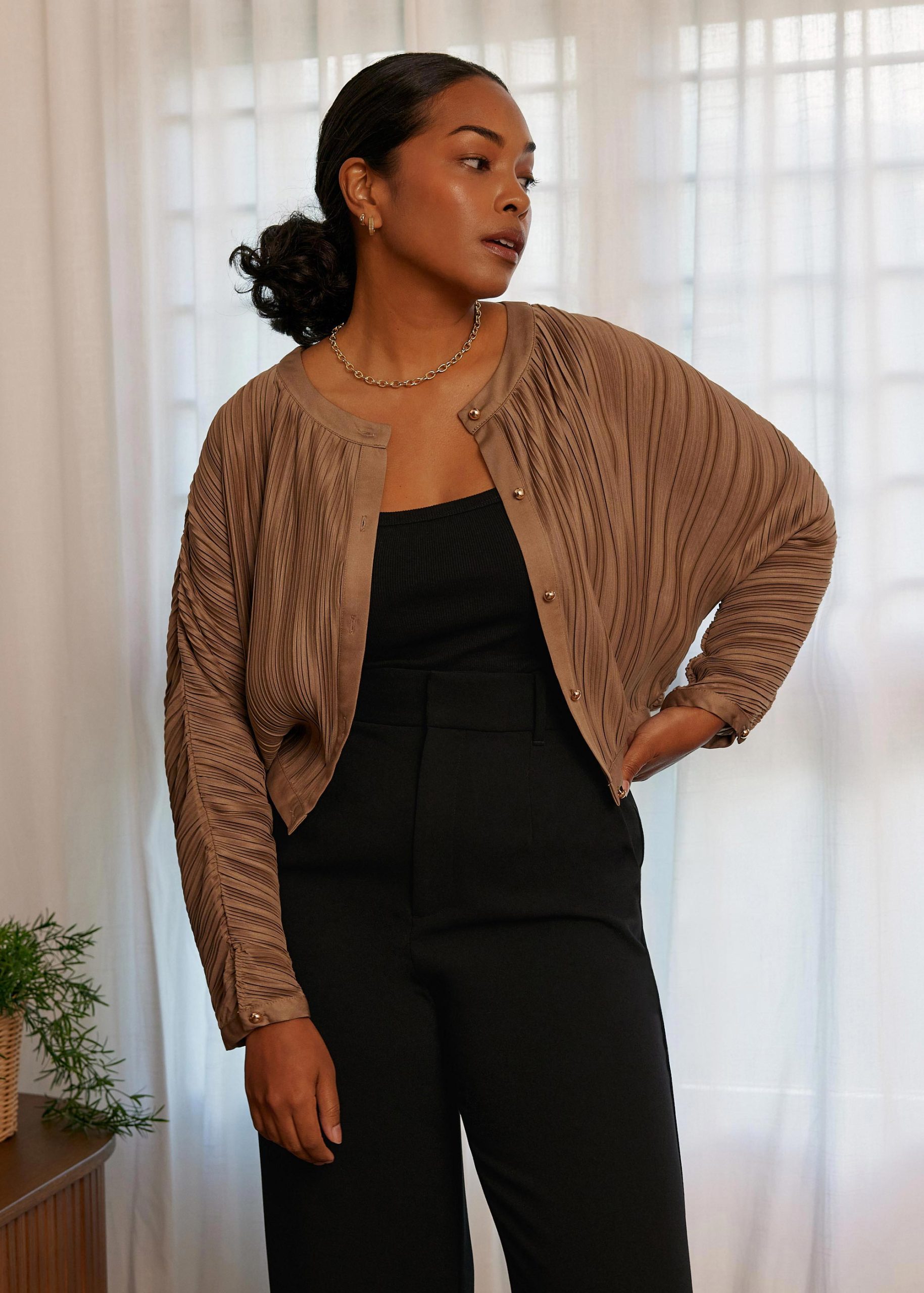Relaxed Plisse Crop Jacket