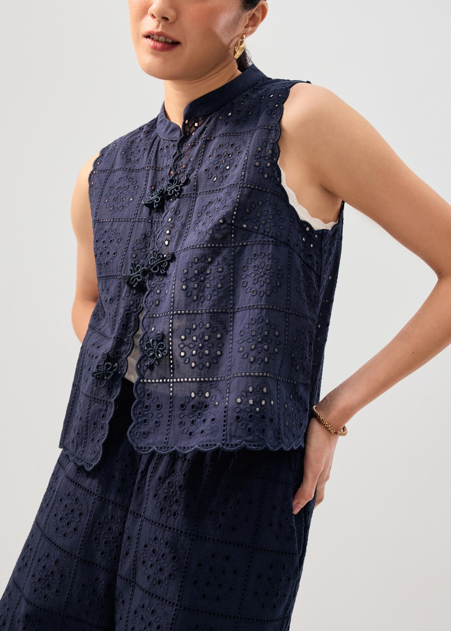 Cotton Broderie Mandarin Collar Top - Image 15