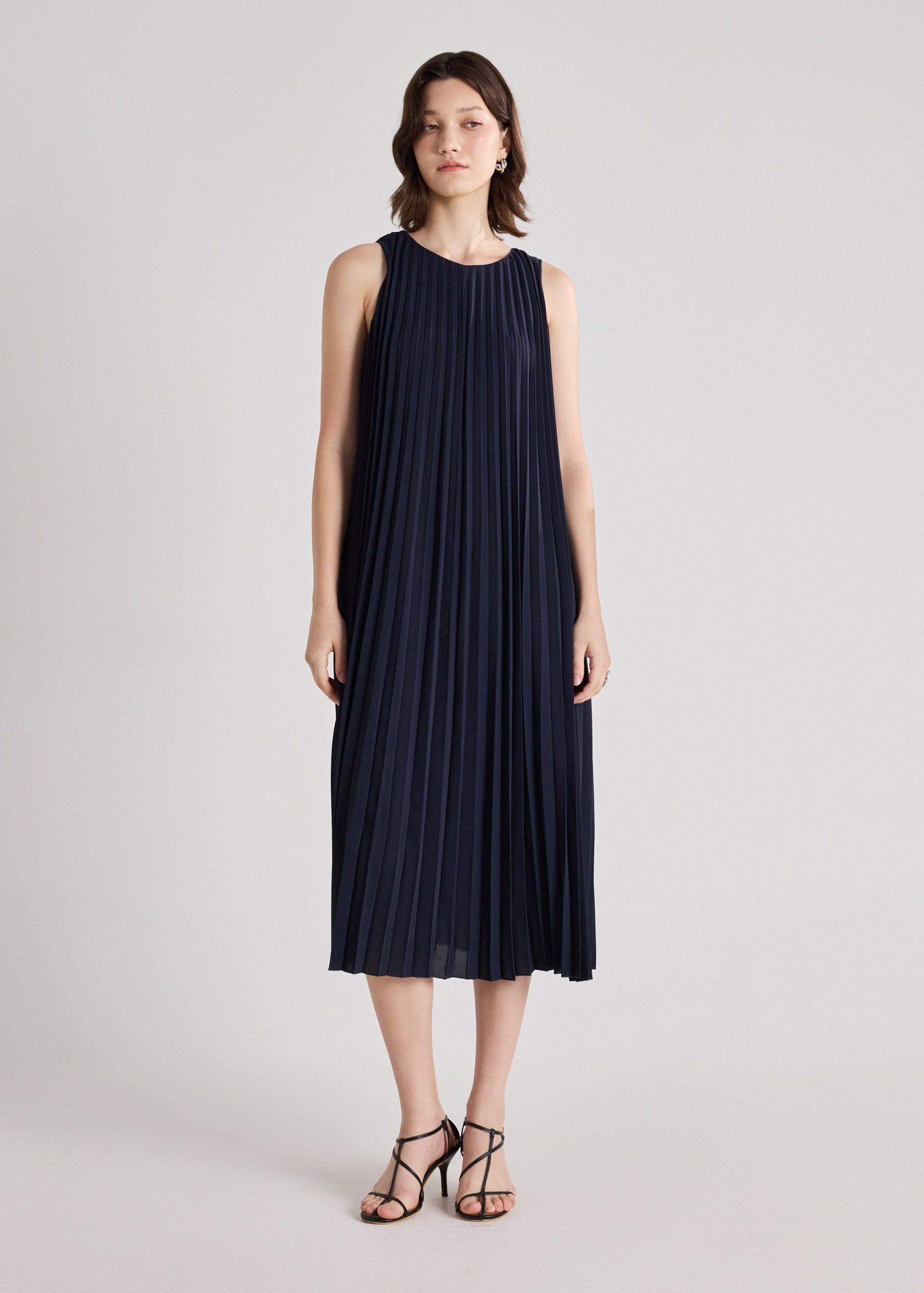 Muri Multi-way Pleated Dress - Image 11