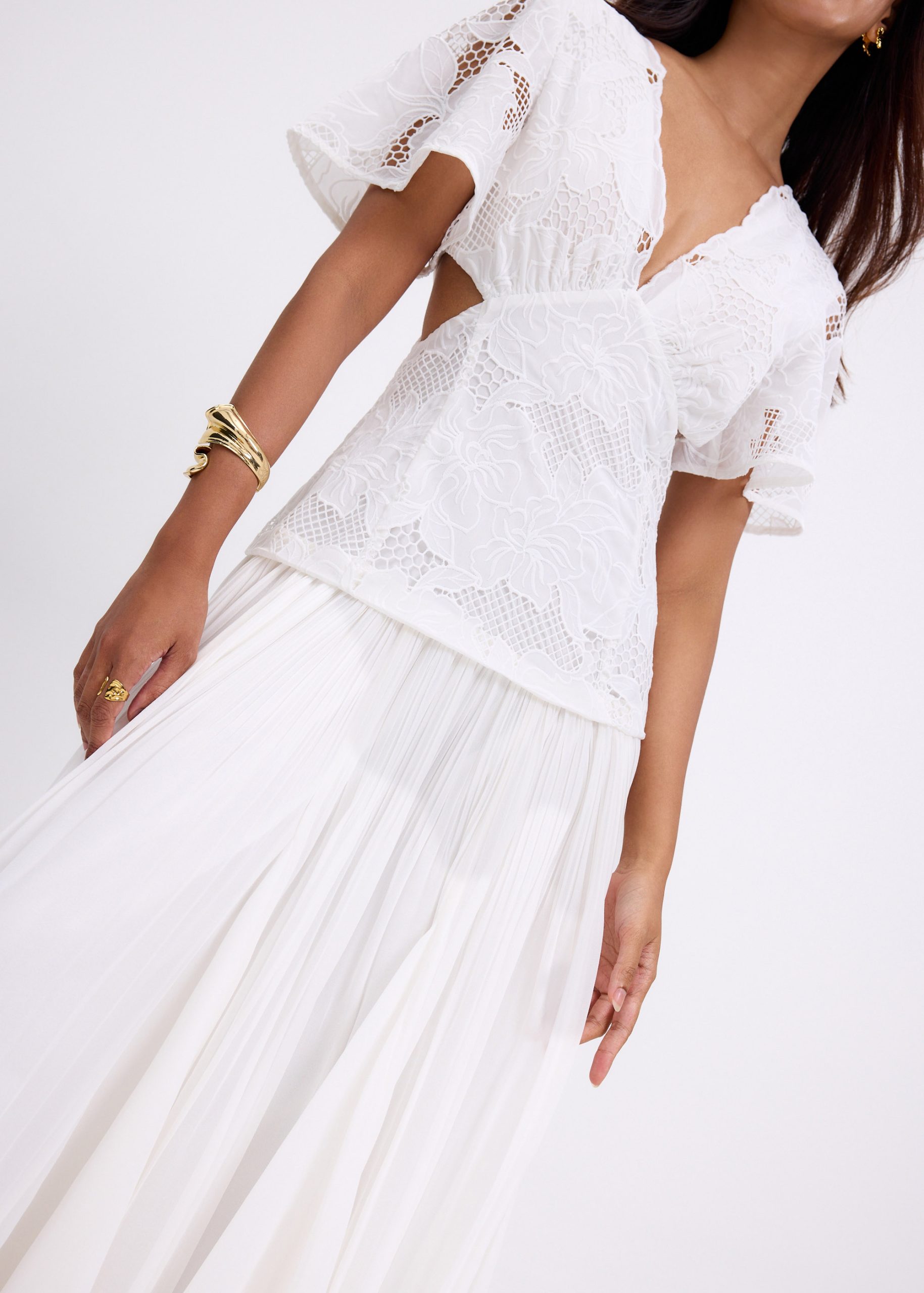 BraFree by LB Lace V-Neck Bell Sleeve Fit & Flare Maxi Dress - Image 17