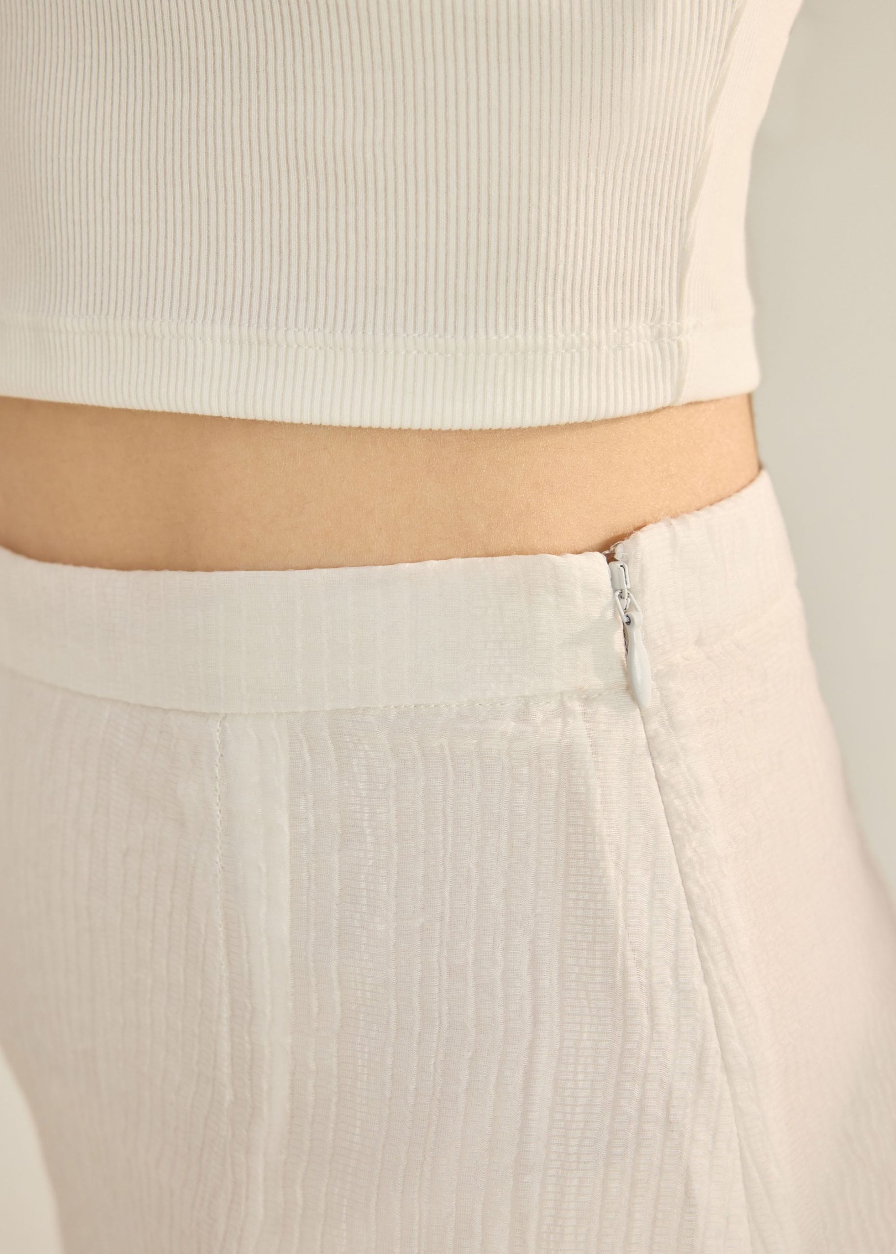Viv Sheer Textured Column Skirt - Image 13