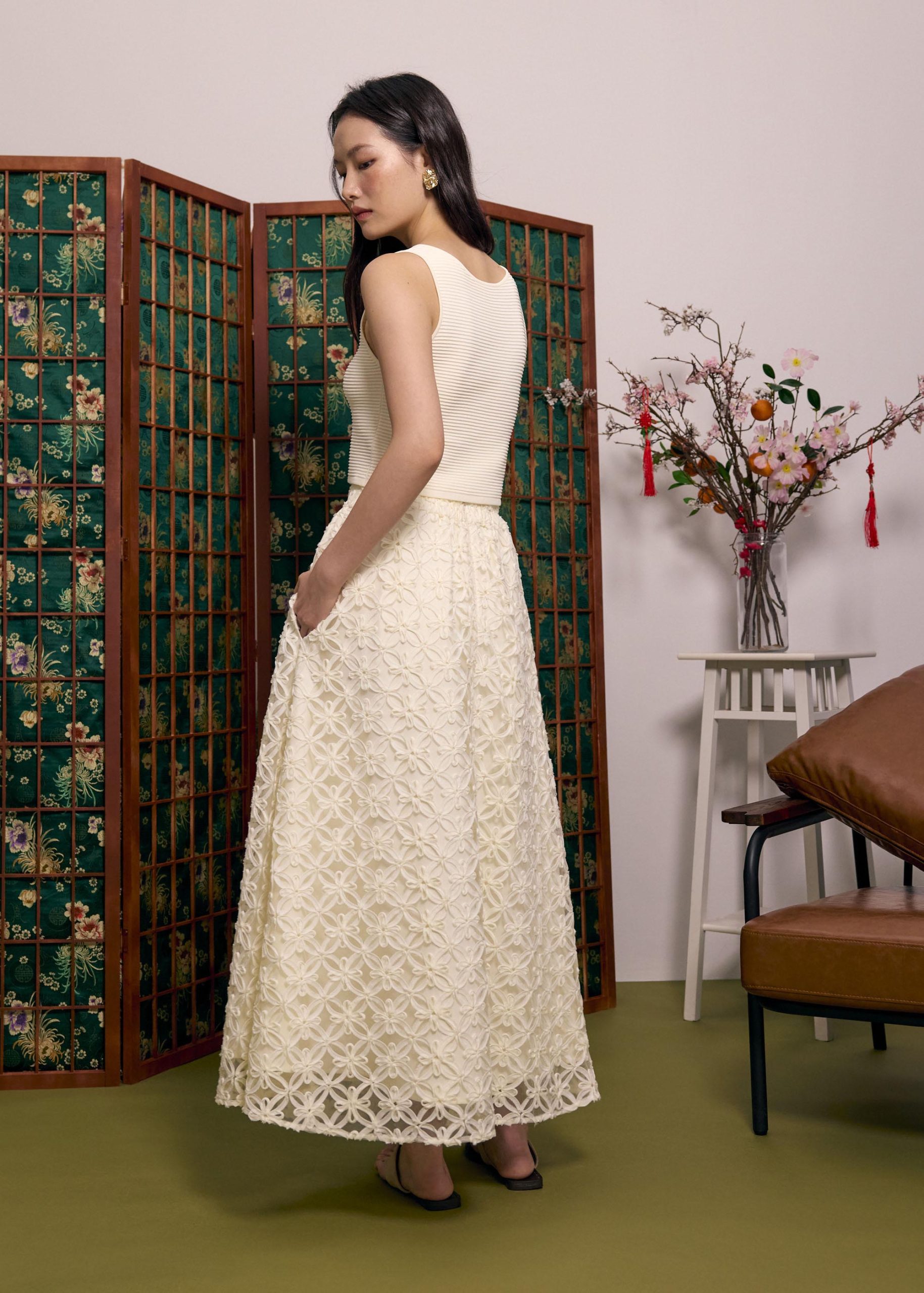 Lace High Waist Flare Maxi Skirt - Image 5