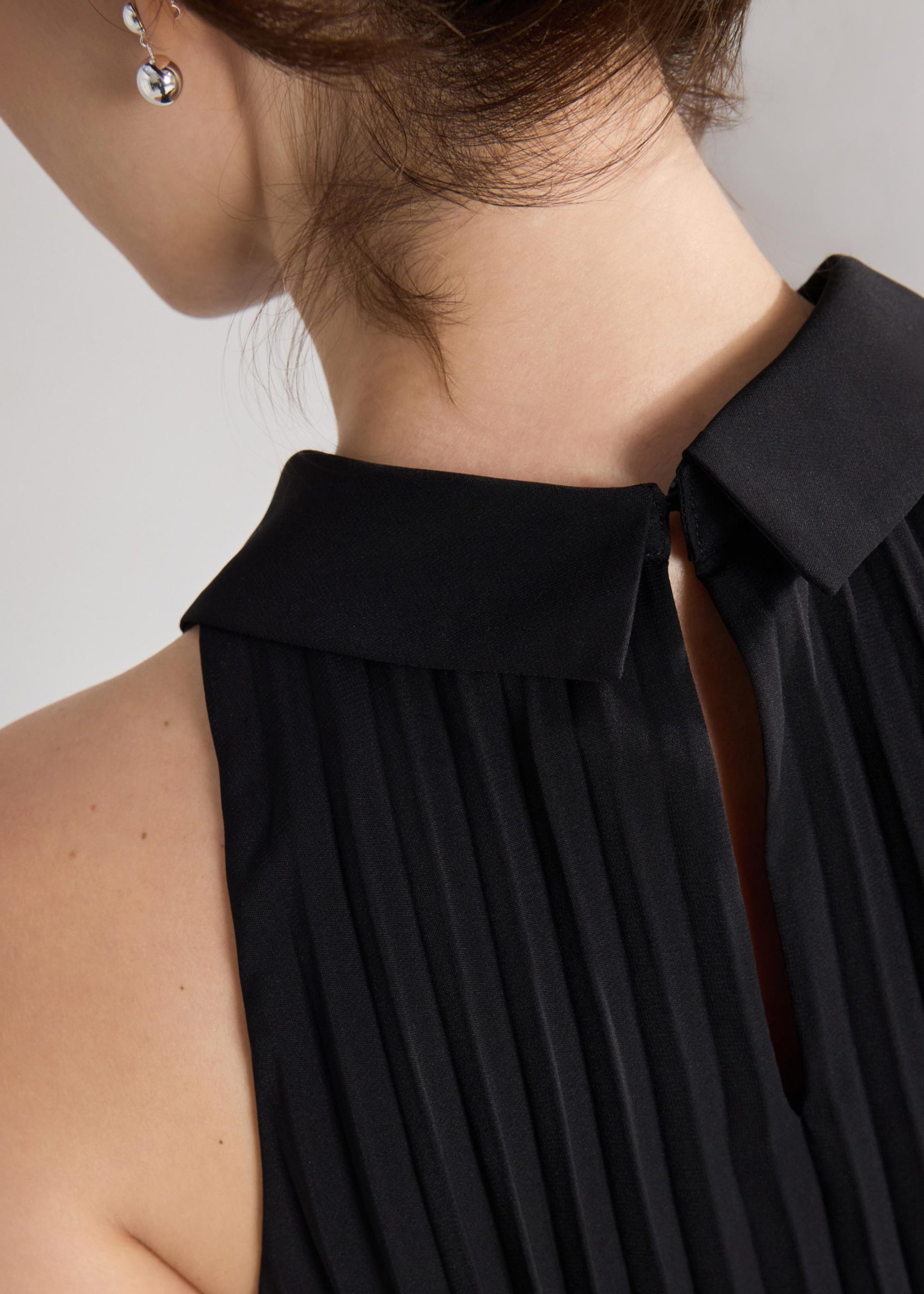 Izumi Sunray Pleated Top - Image 7