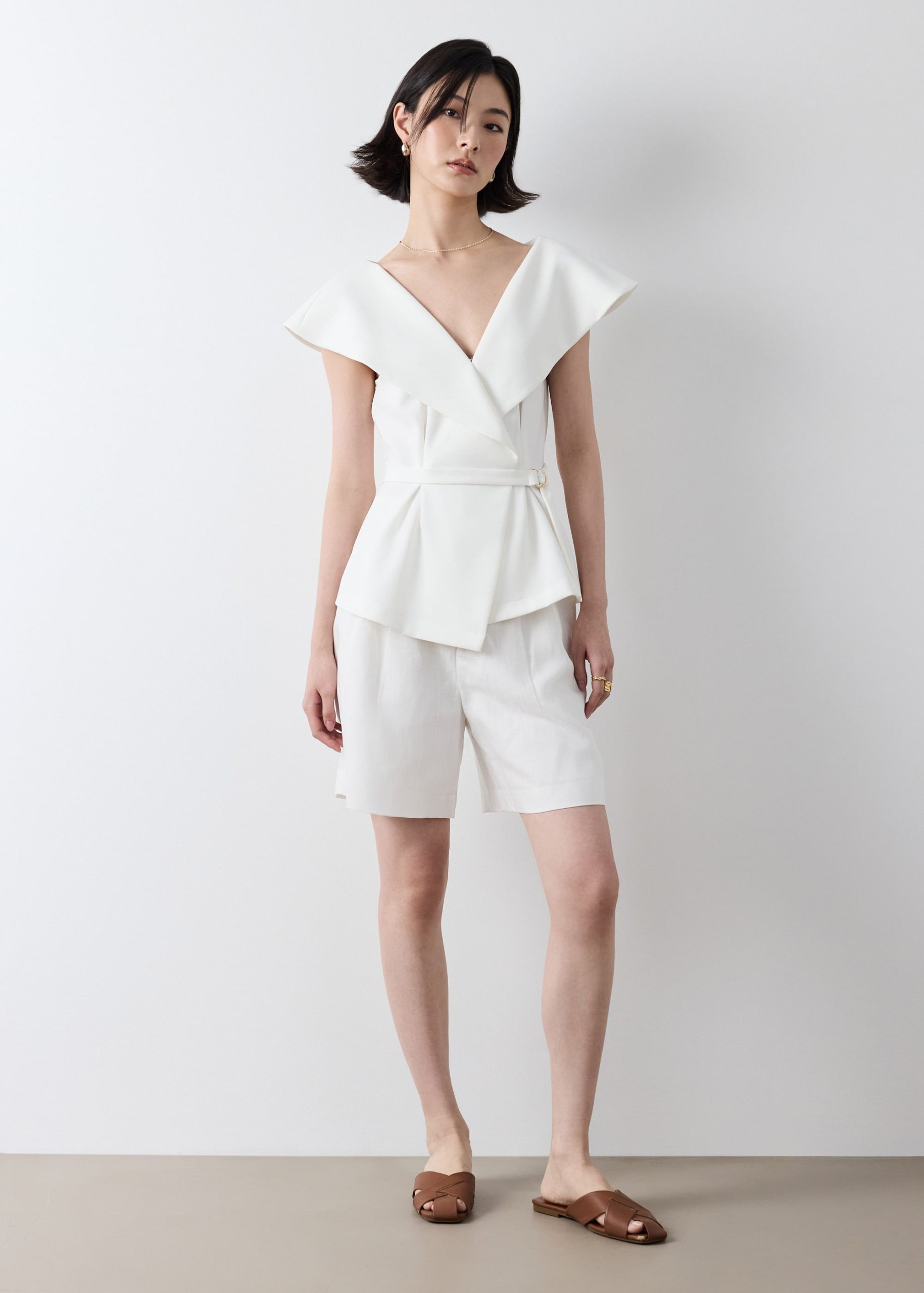Aura V-neck Top With Belt - Image 7