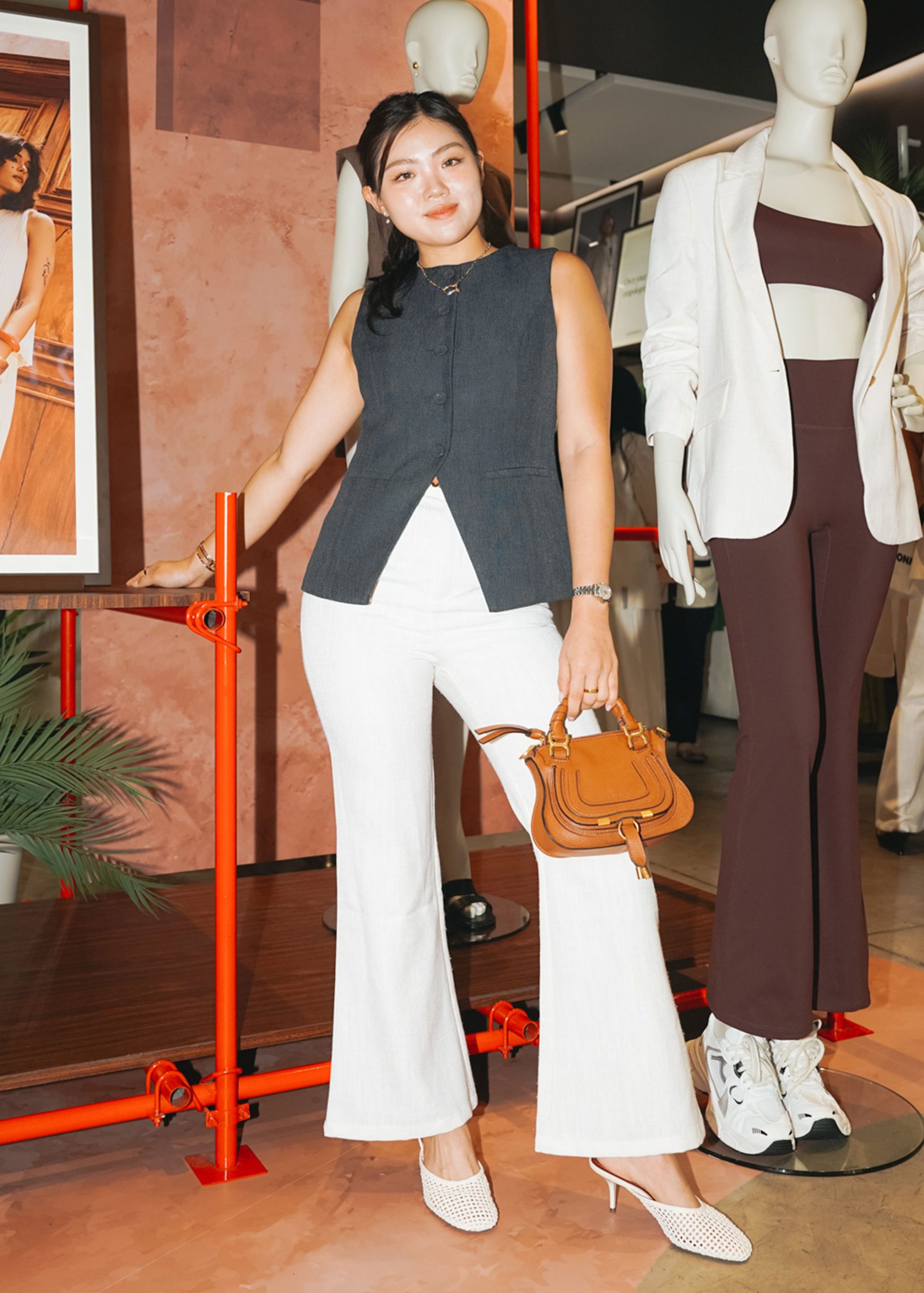 Leggy??Pvara Textured Flare Pants - Image 11