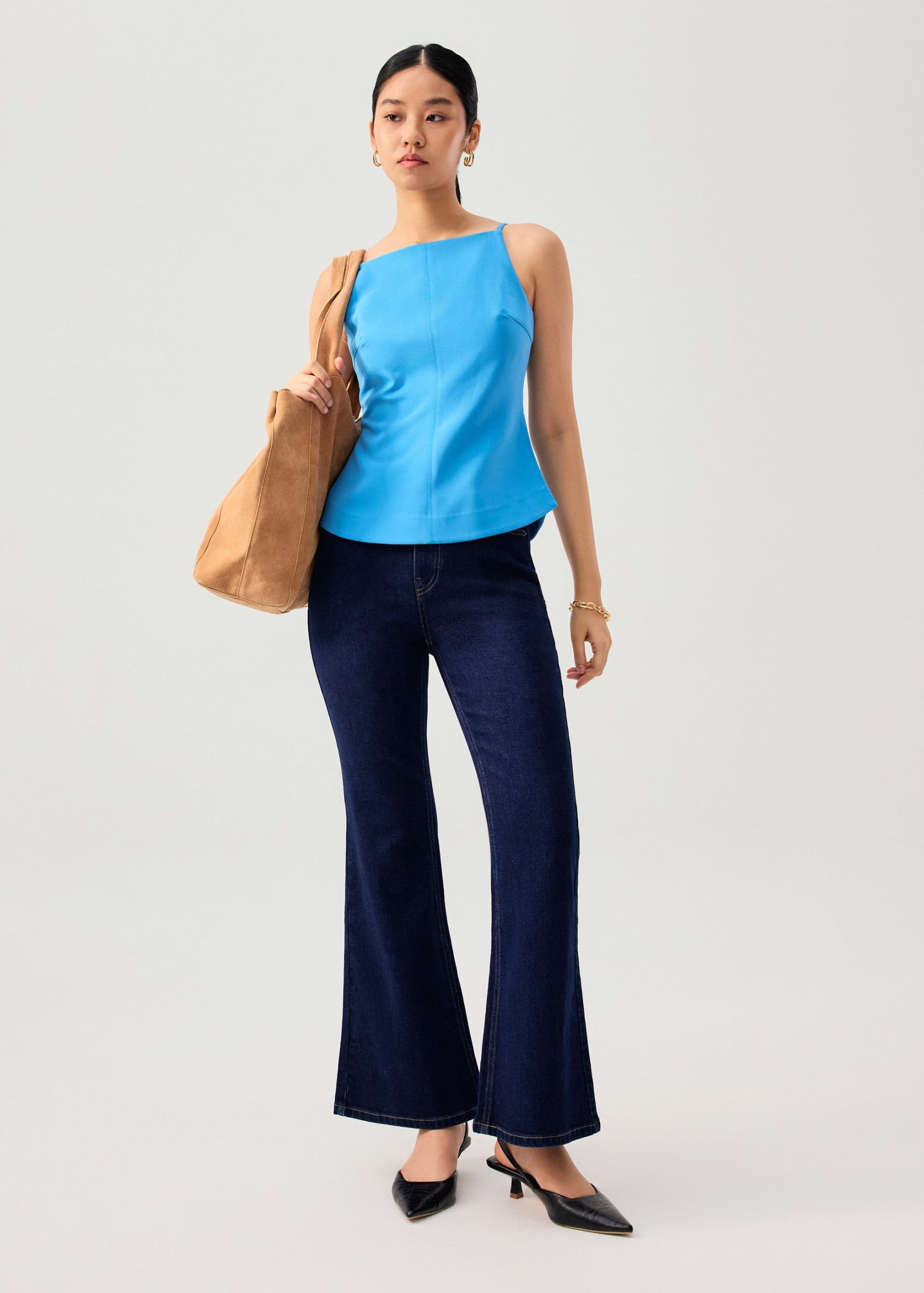 Straight Neck Fitted Camisole Top - Image 18