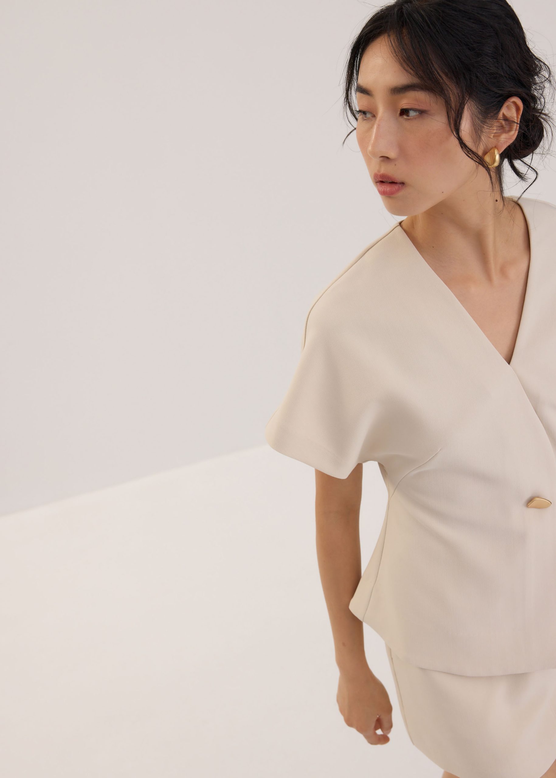 V-neck Batwing Top - Image 12