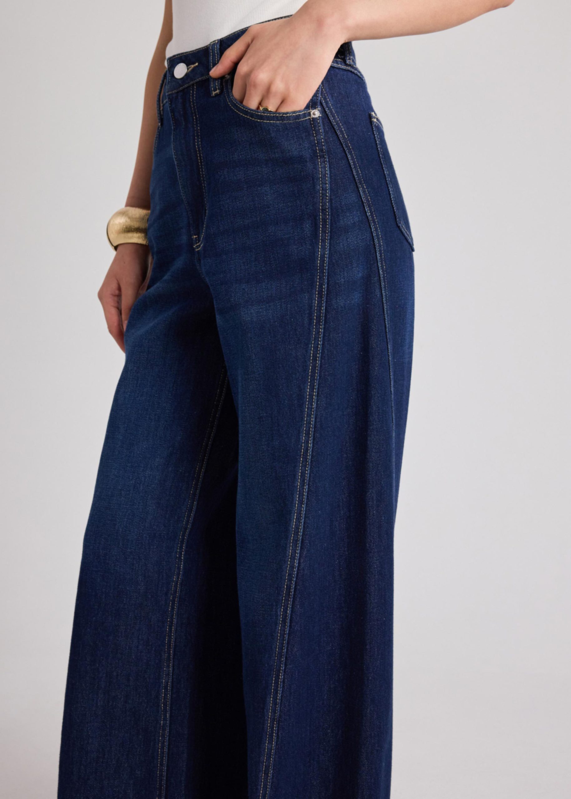 Wide Straight Leg Panelled Jeans - Image 4