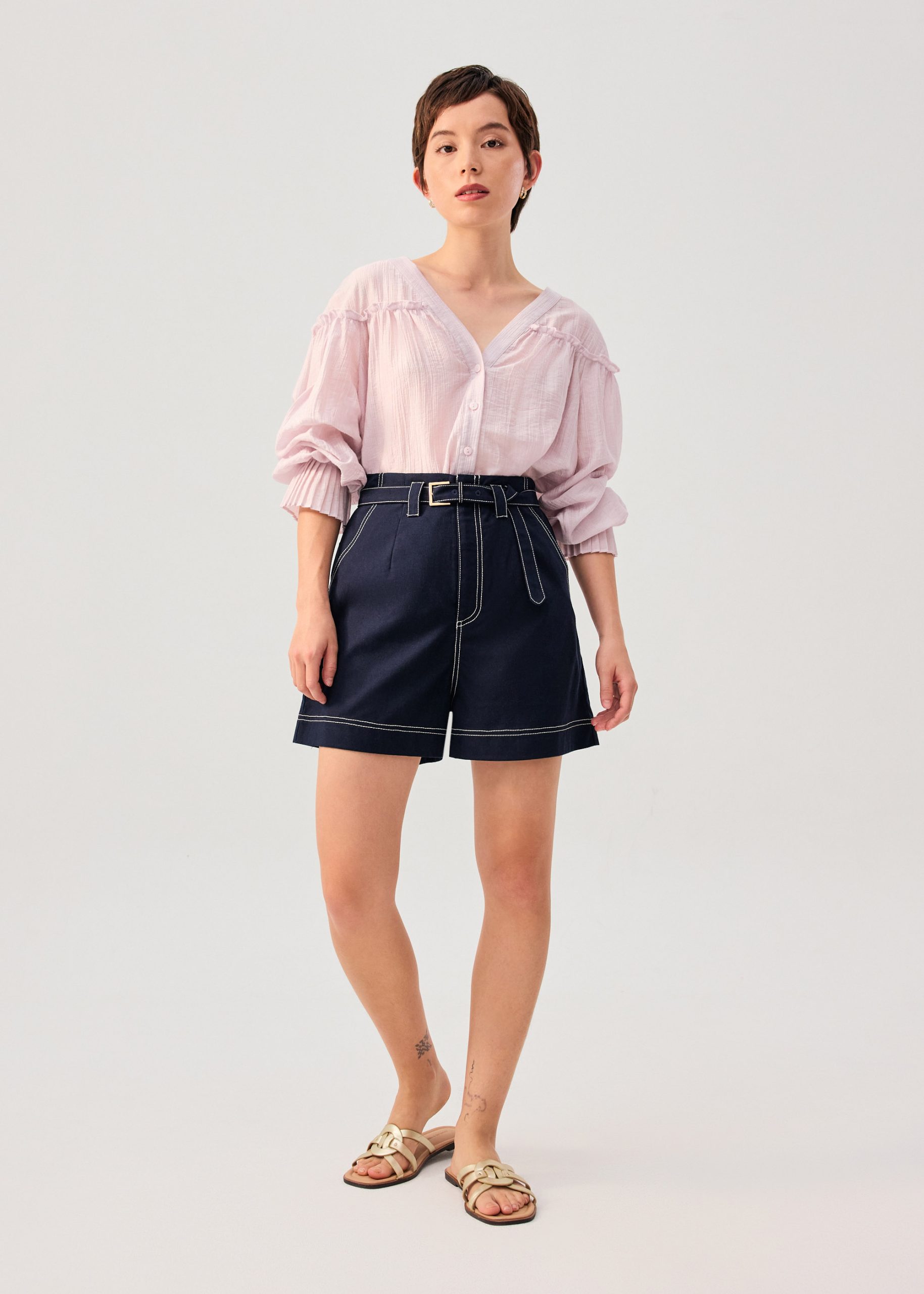 Belted Contrast Stitch High Waist Shorts - Image 8