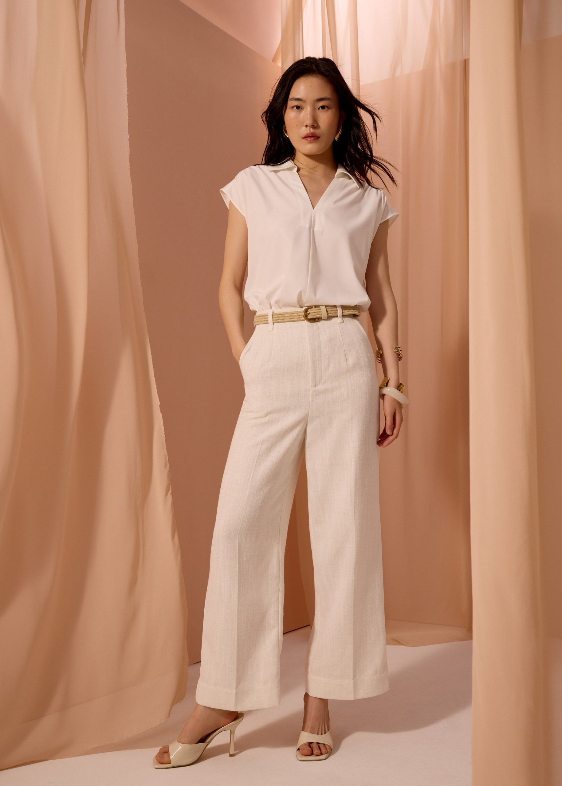 Dana Relaxed V-neck Shirt - Image 3