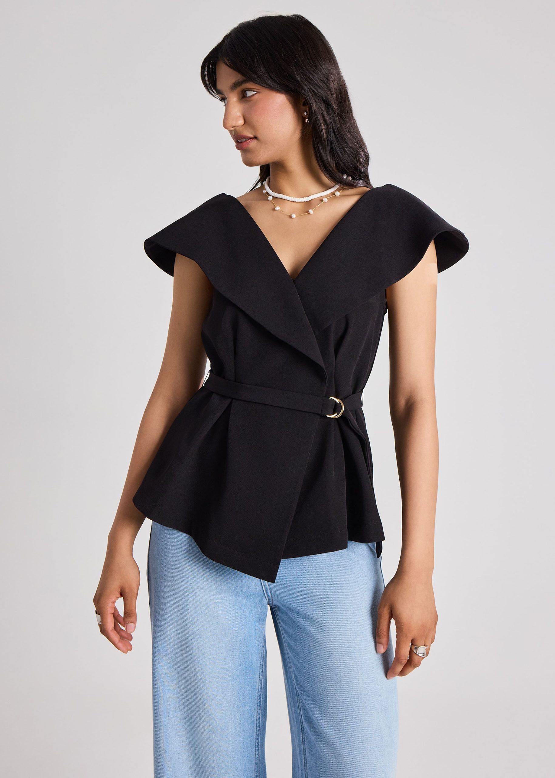Aura V-neck Top With Belt