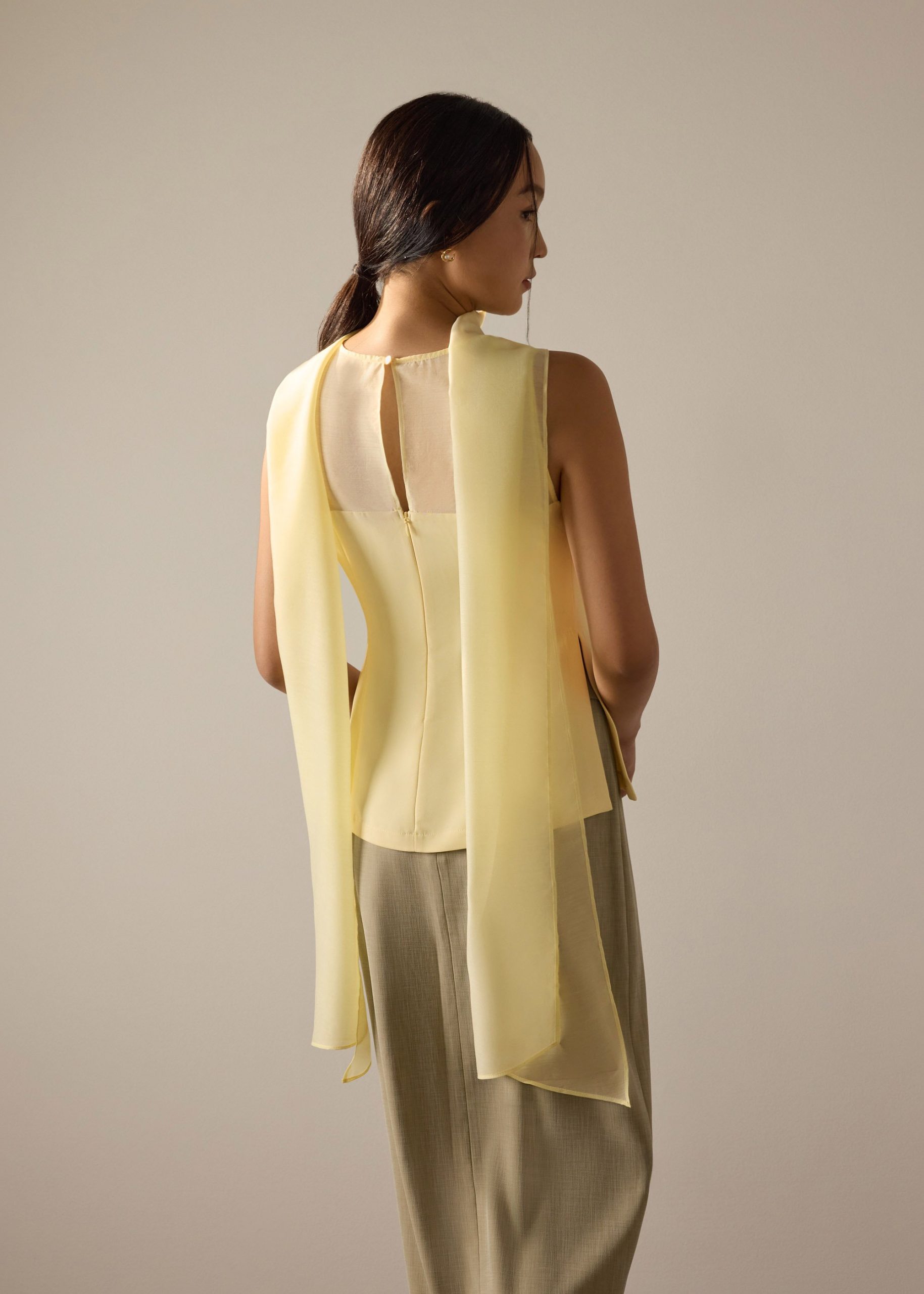 Andrea Multi-way Detachable Sash Crepe Round Neck Top - Image 18