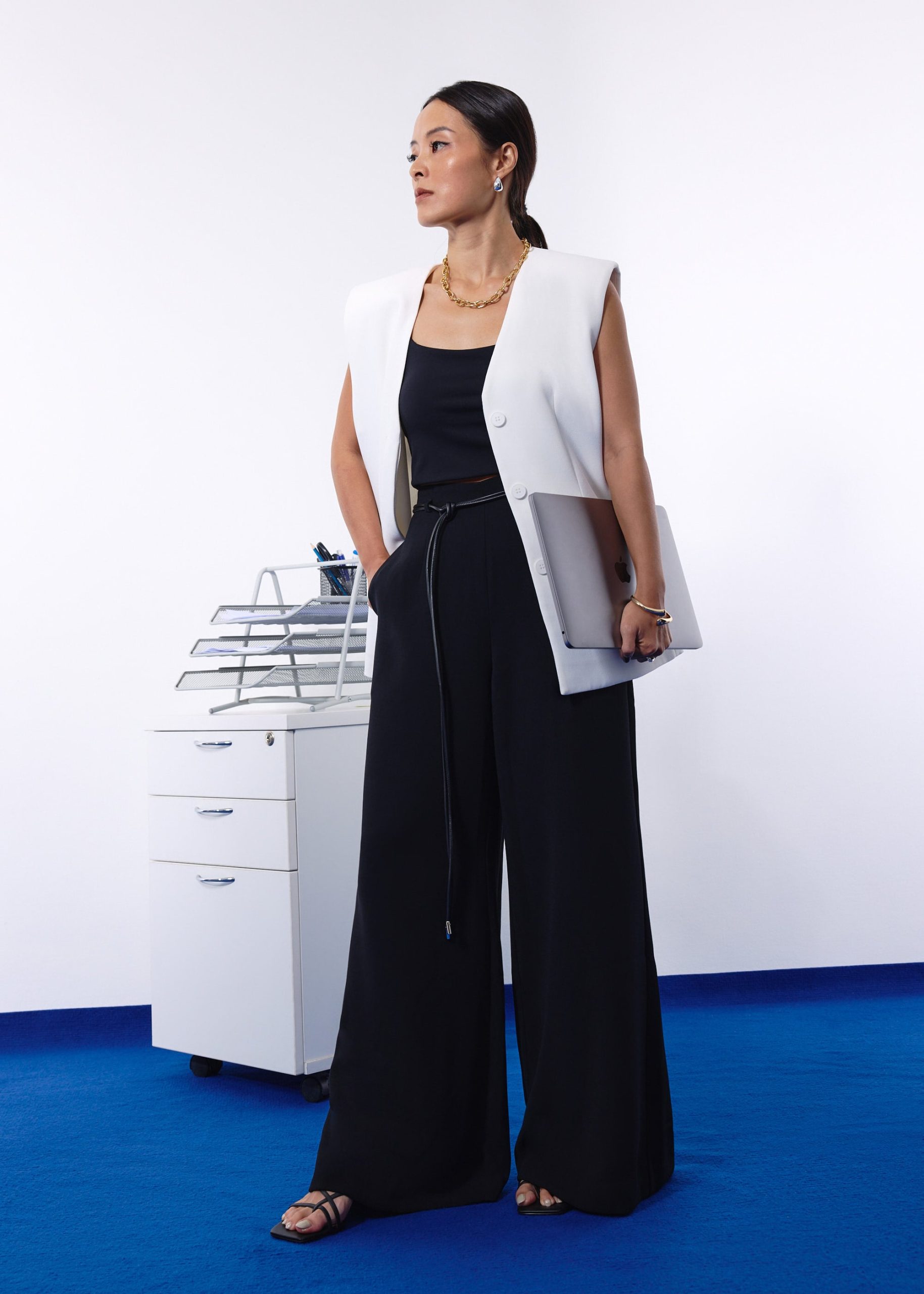 PETITE Leggy??Jules Tailored Crepe Palazzo Pants - Image 2