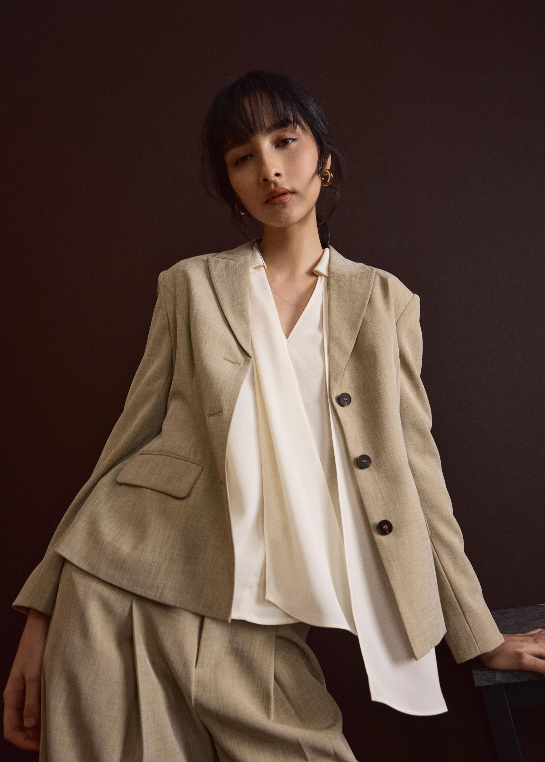 Ariska Detachable Sash Crepe Satin Collared Blouse - Image 8