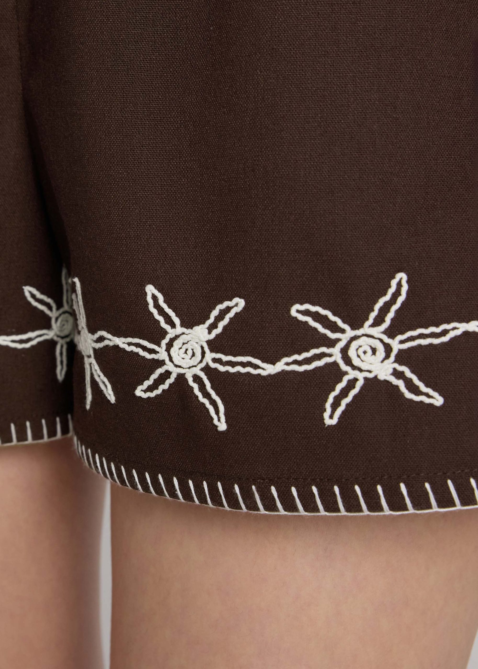 Drawstring Shorts in Coastal Charm Embroidery - Image 12
